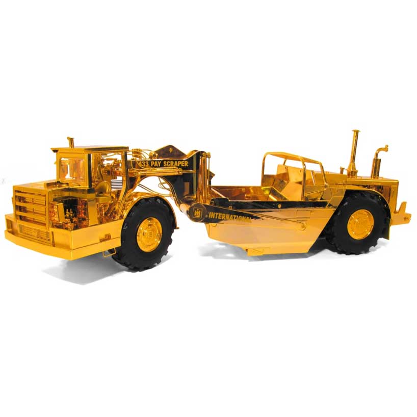1/25 International Harvester 433 Dual Engine Pay Scraper, Golden Edition by First Gear
