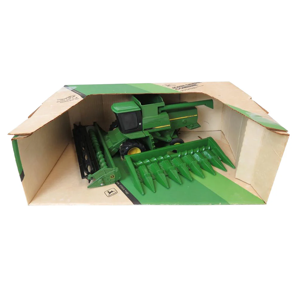 1/28 John Deere Titan II Combine with Corn and Grain Headers by ERTL