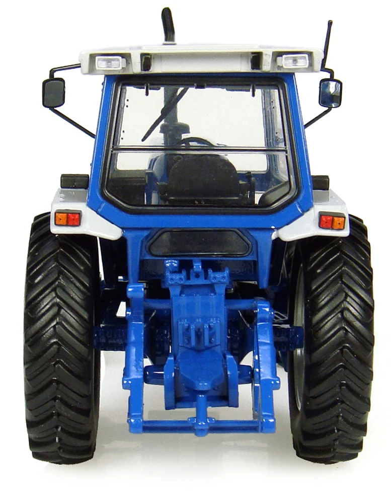 1/32 1986 Ford TW-25 4X4 Force II by Universal Hobbies - Image 5