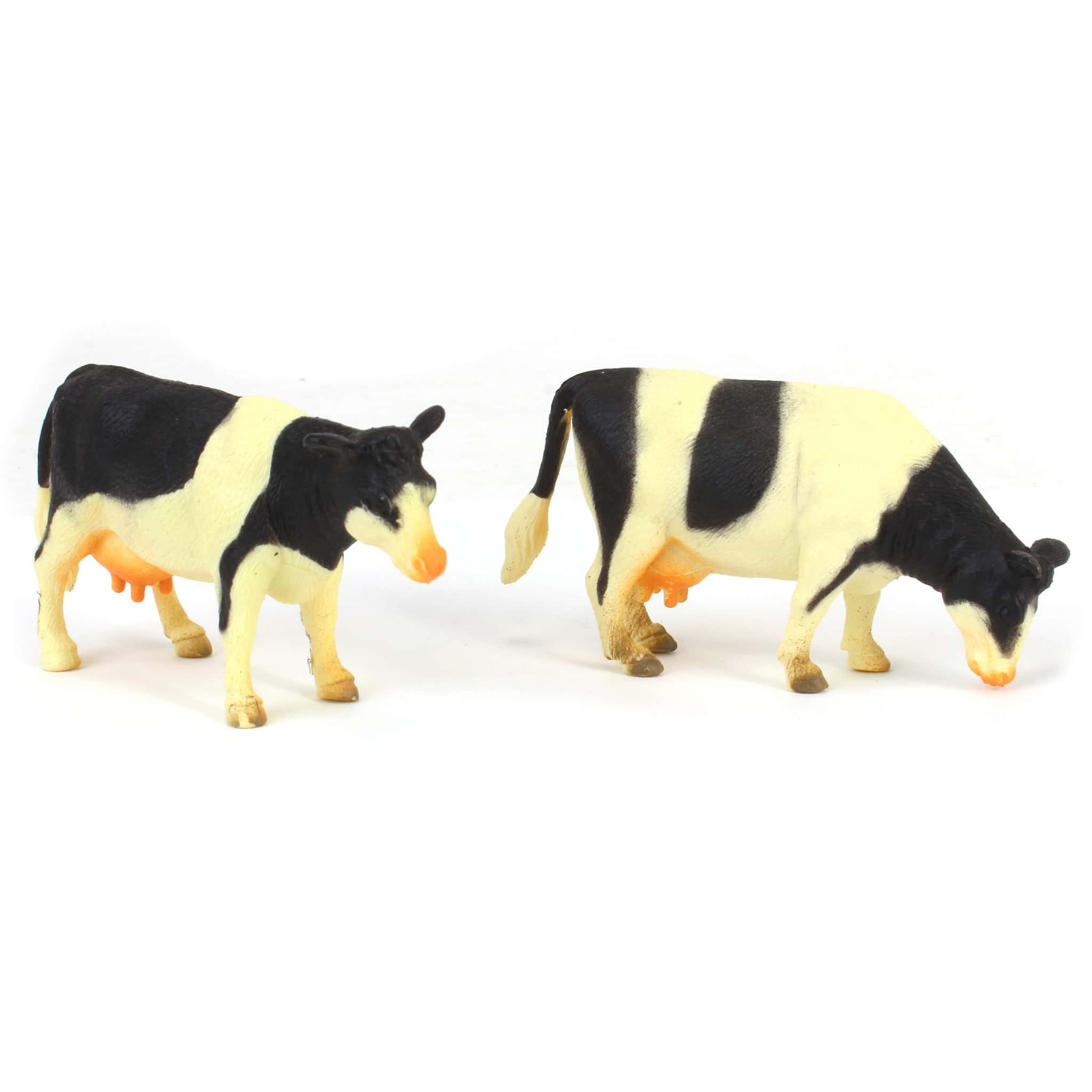 1/32 2 Piece Black and White Cow Set - Image 2