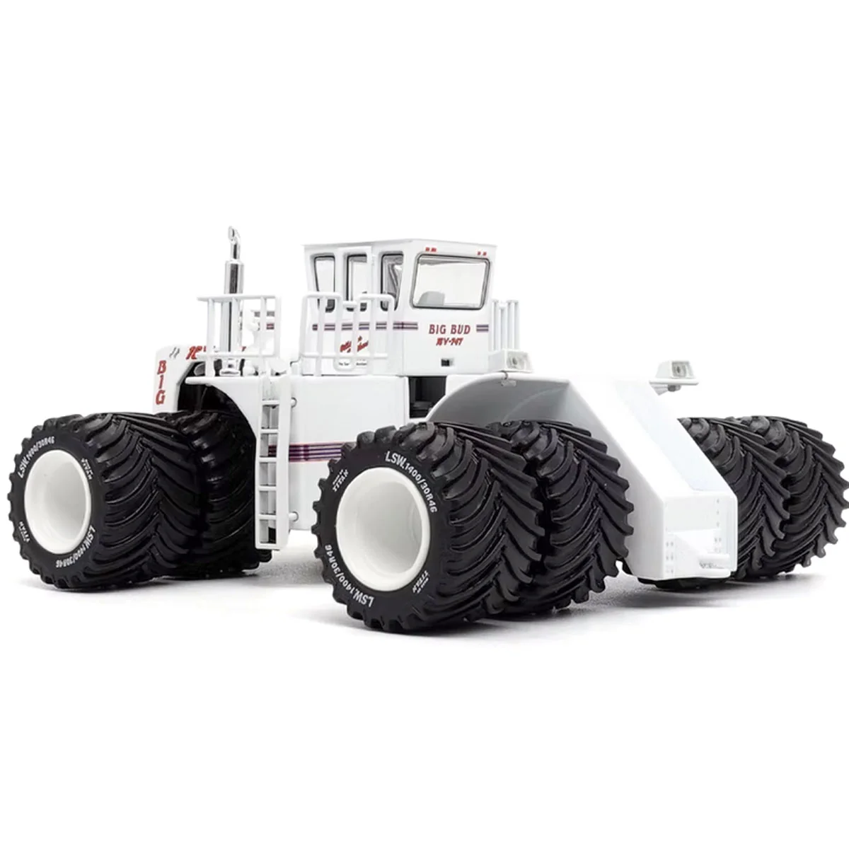 1/32 Big Bud 16V-747 4WD Tractor with Titan LSW Tires by First Gear - Image 4