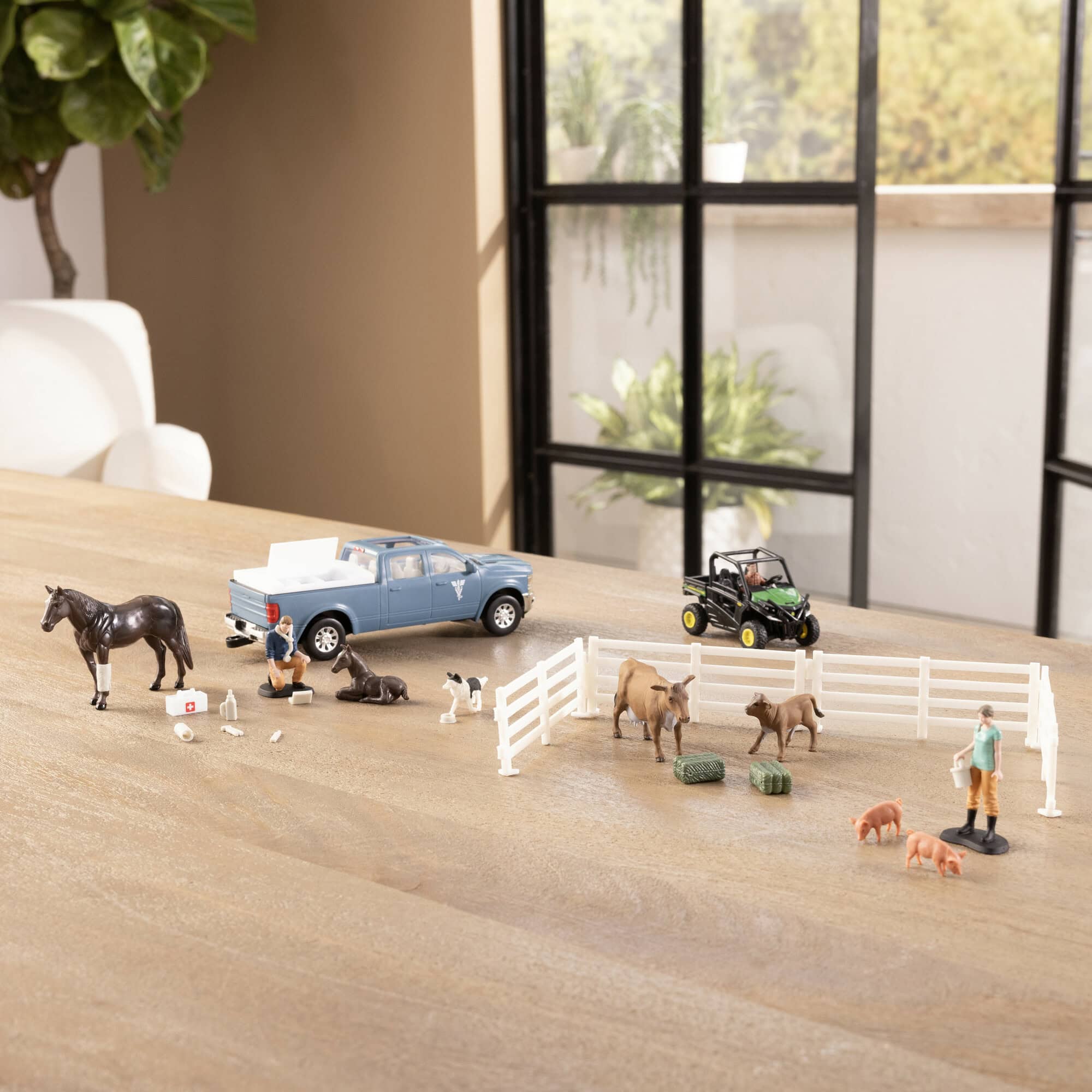 1/32 30-Piece Veterinarian Set with John Deere Gator - Image 10