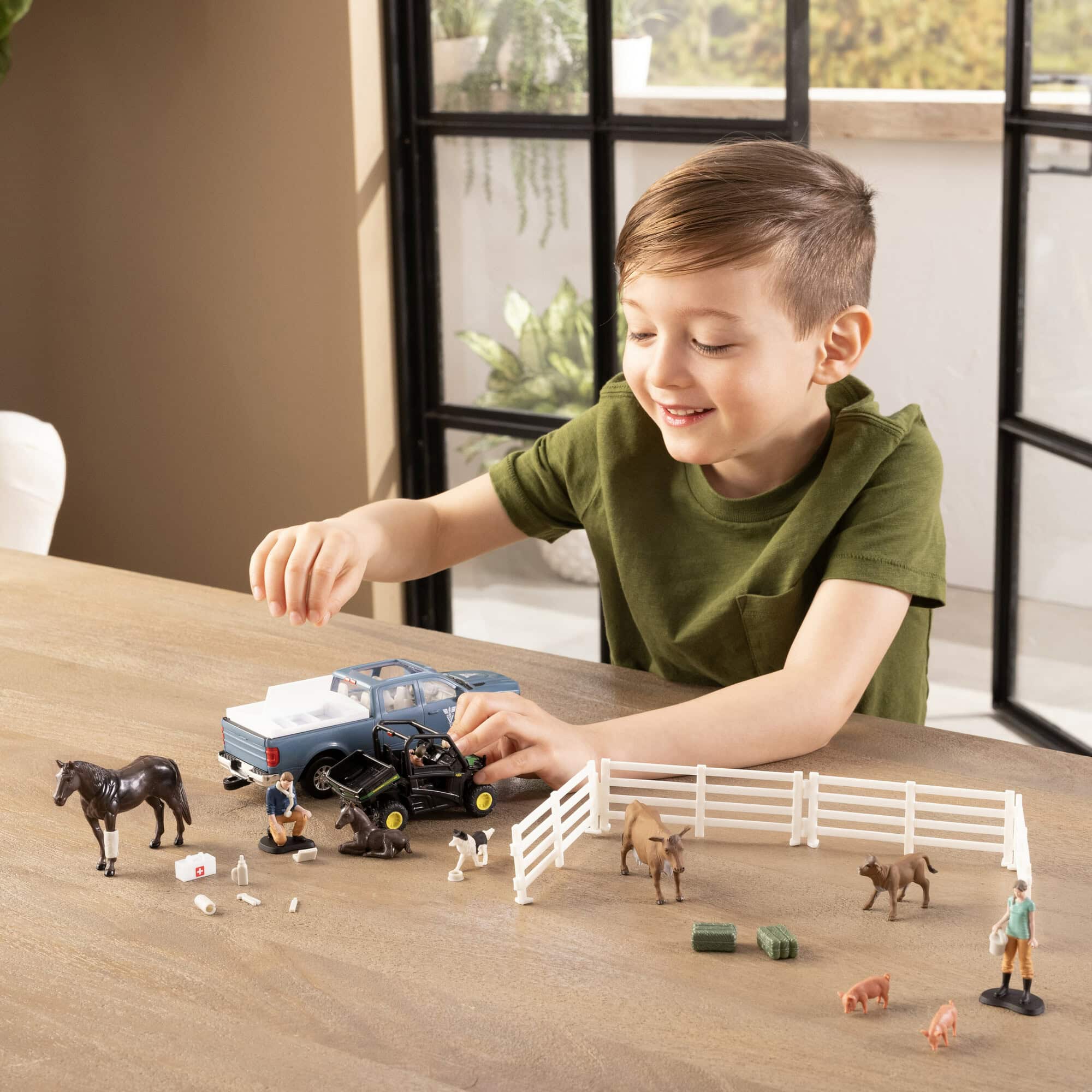 1/32 30-Piece Veterinarian Set with John Deere Gator - Image 7