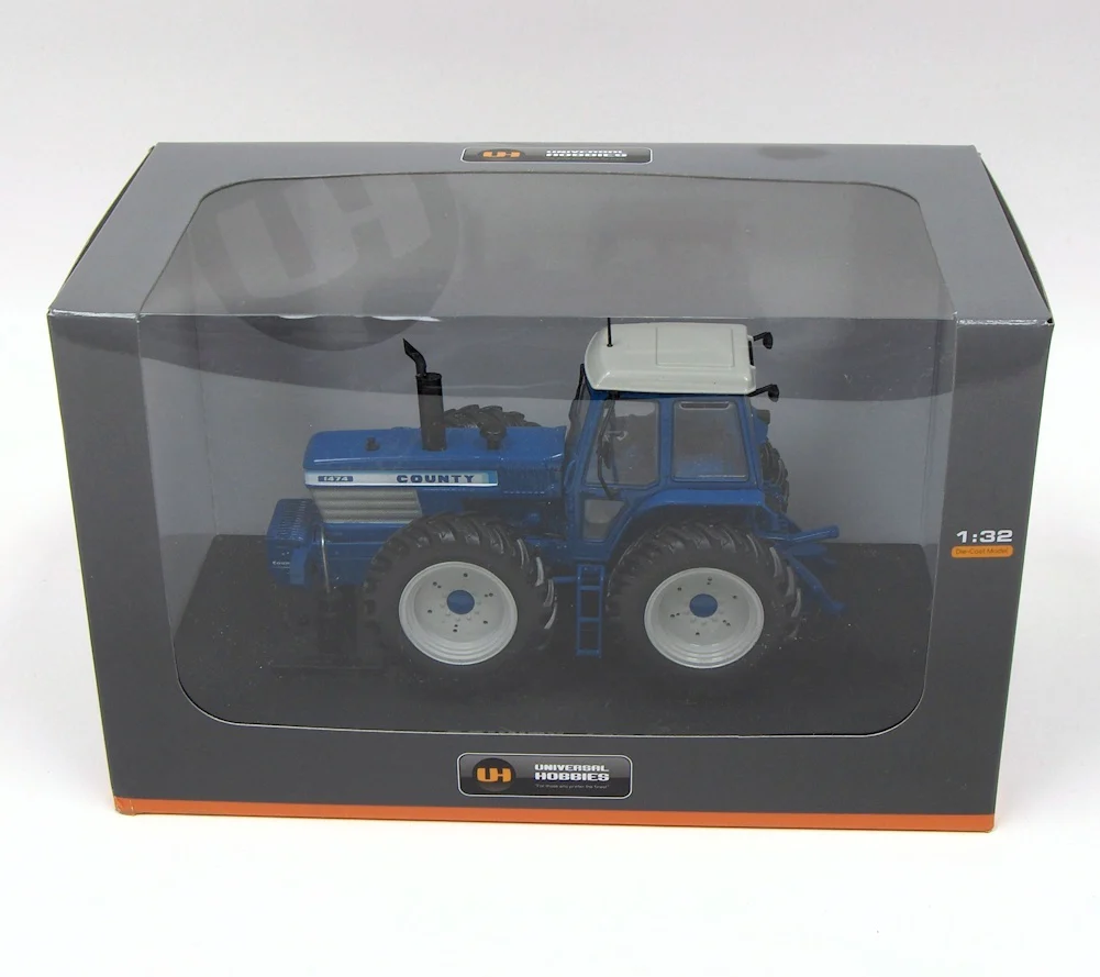 1/32 County 1474 Tractor by Universal Hobbies - Image 4