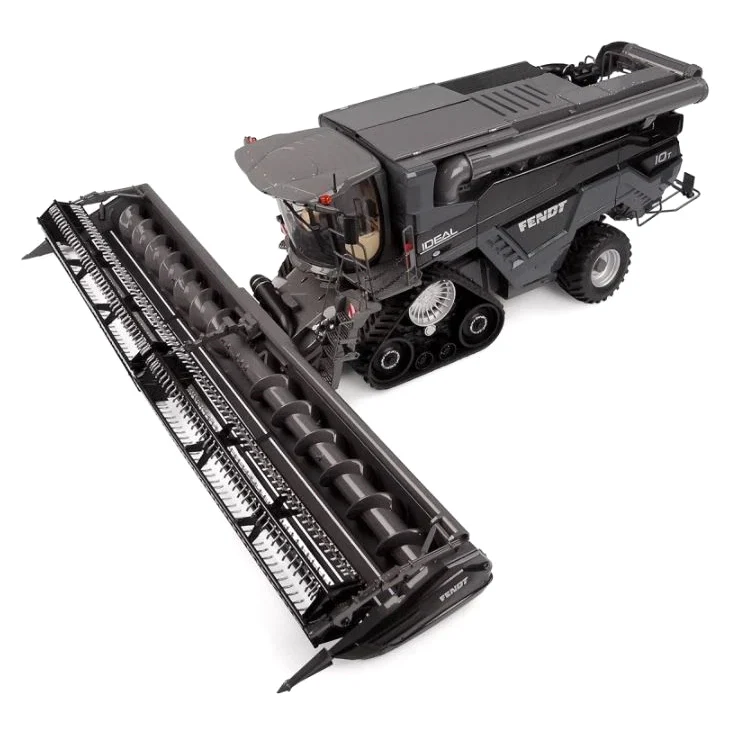 1/32 Fendt Ideal 10T Combine with Grain Head by Universal Hobbies