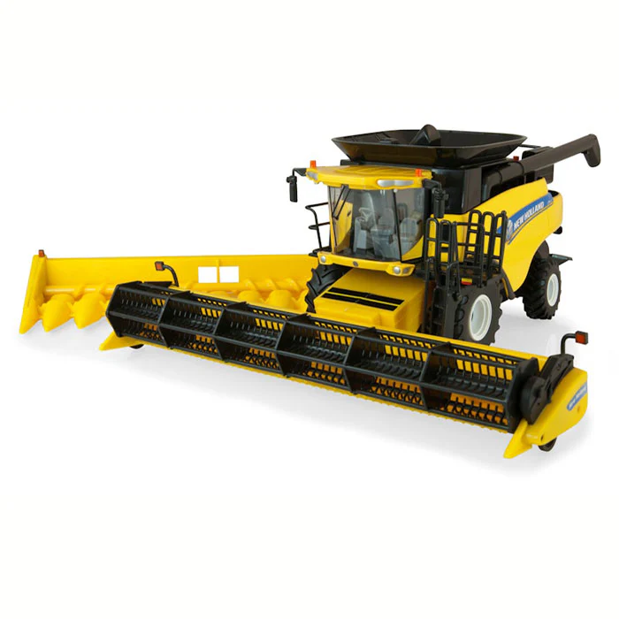 1/32 High Detail New Holland CR8090 Combine by ERTL - Image 2