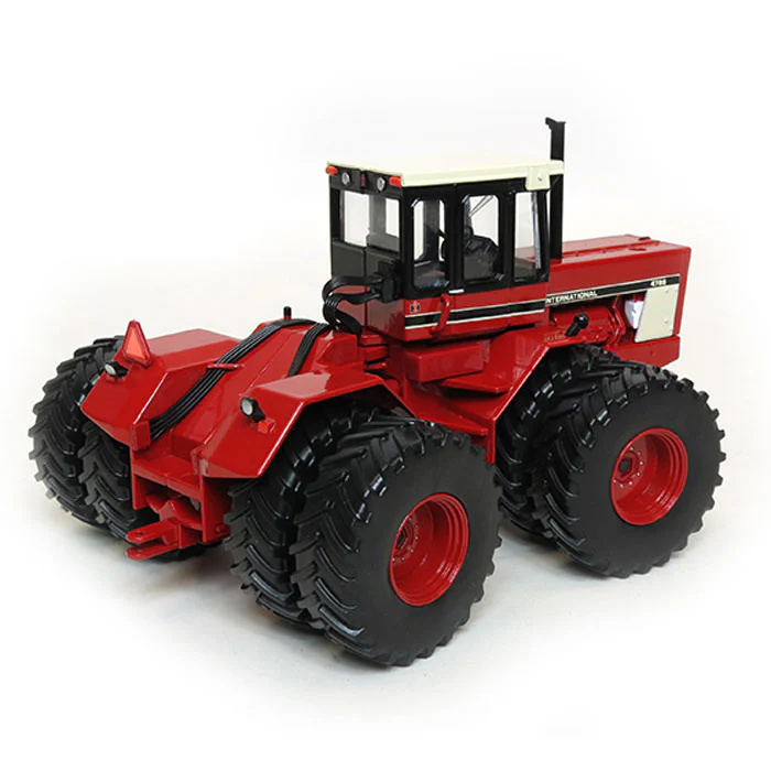 1/32 International Harvester 4786 4WD Tractor by ERTL, 2015 National Farm Toy Show - Image 4