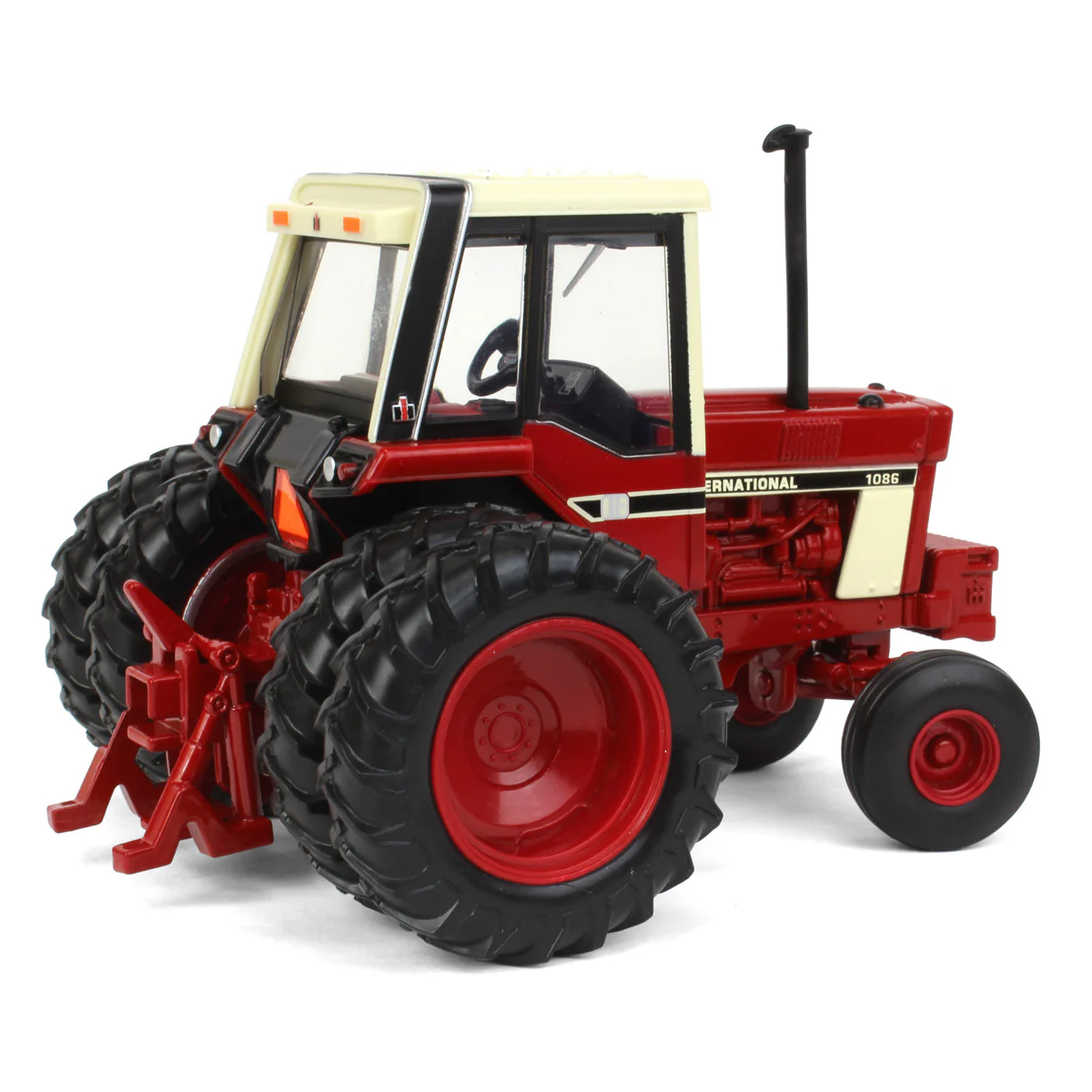 1/32 International 1086 Tractor with Rear Duals by ERTL - Image 3