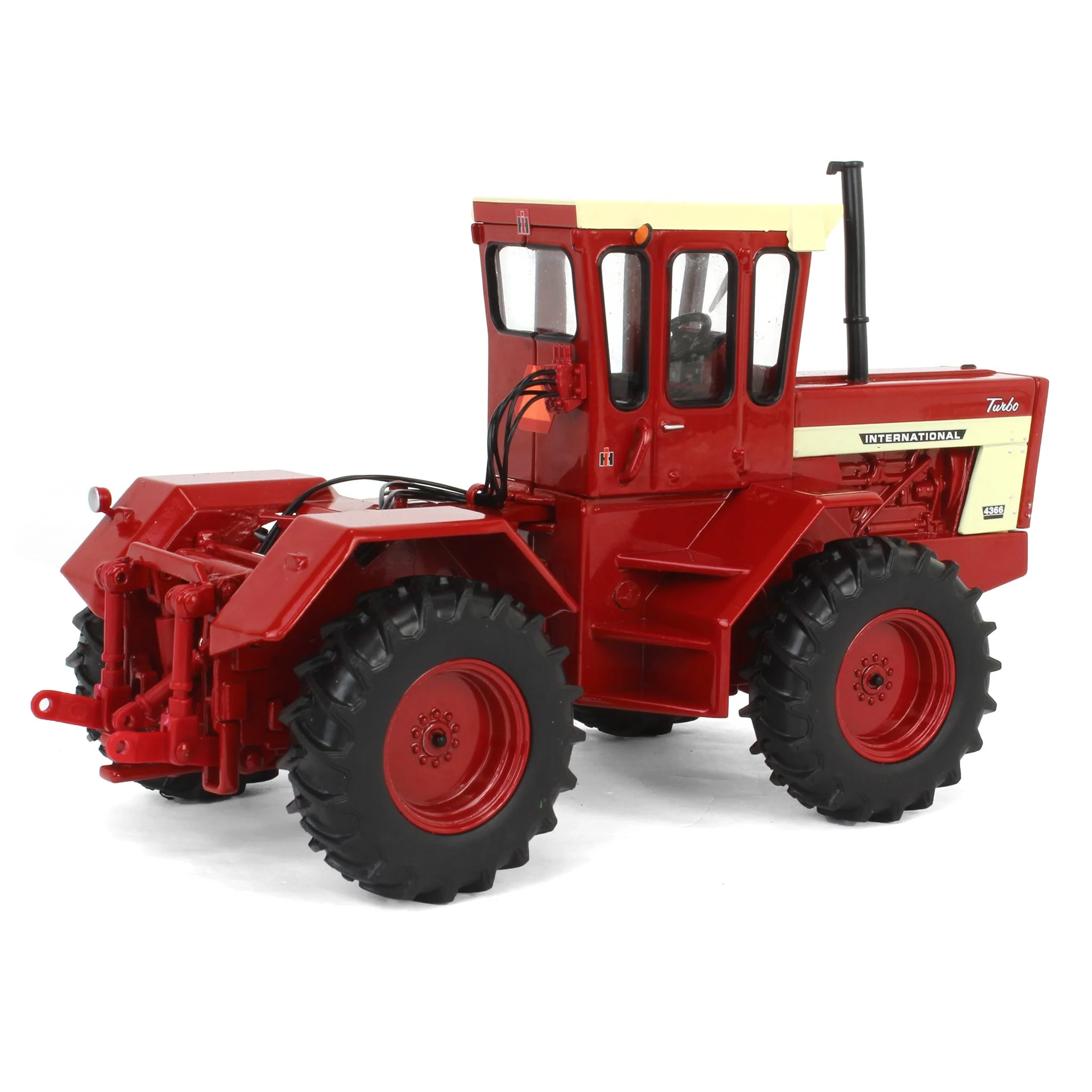 1/32 International 4366 4WD Tractor with Red Cab, ERTL Prestige Collection - Image 3