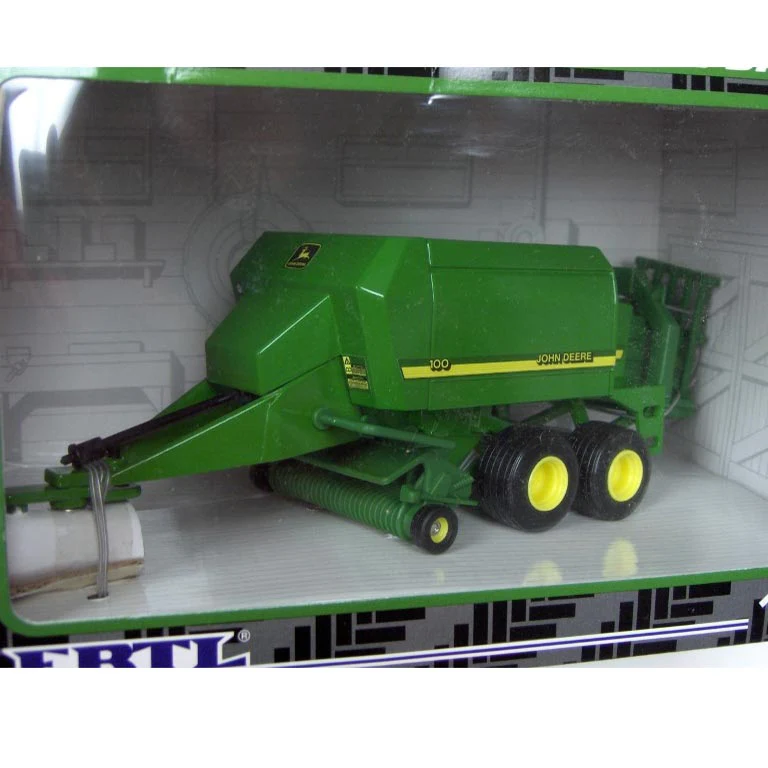 1/32 John Deere 100 Large Square Baler with Tandem Axle by ERTL - Image 2