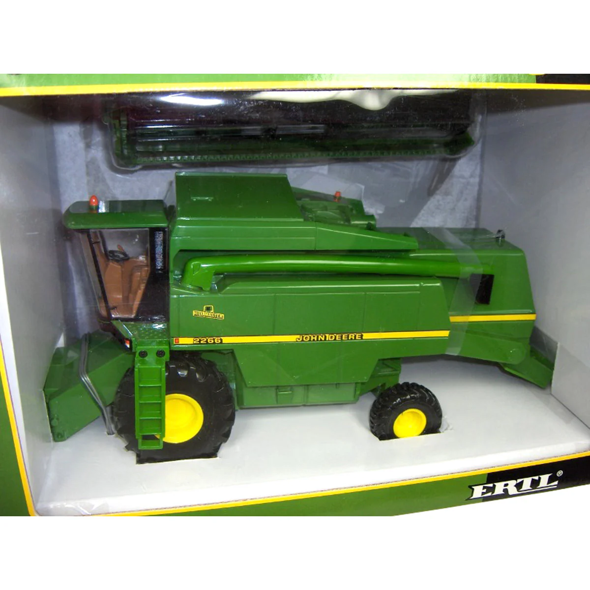 1/32 John Deere 2266 HillMaster European Combine by ERTL - Image 2