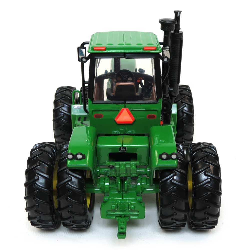 1/32 John Deere 8650 4WD Tractor with Front & Rear Duals by ERTL, 2016 National Farm Toy Show - Image 6