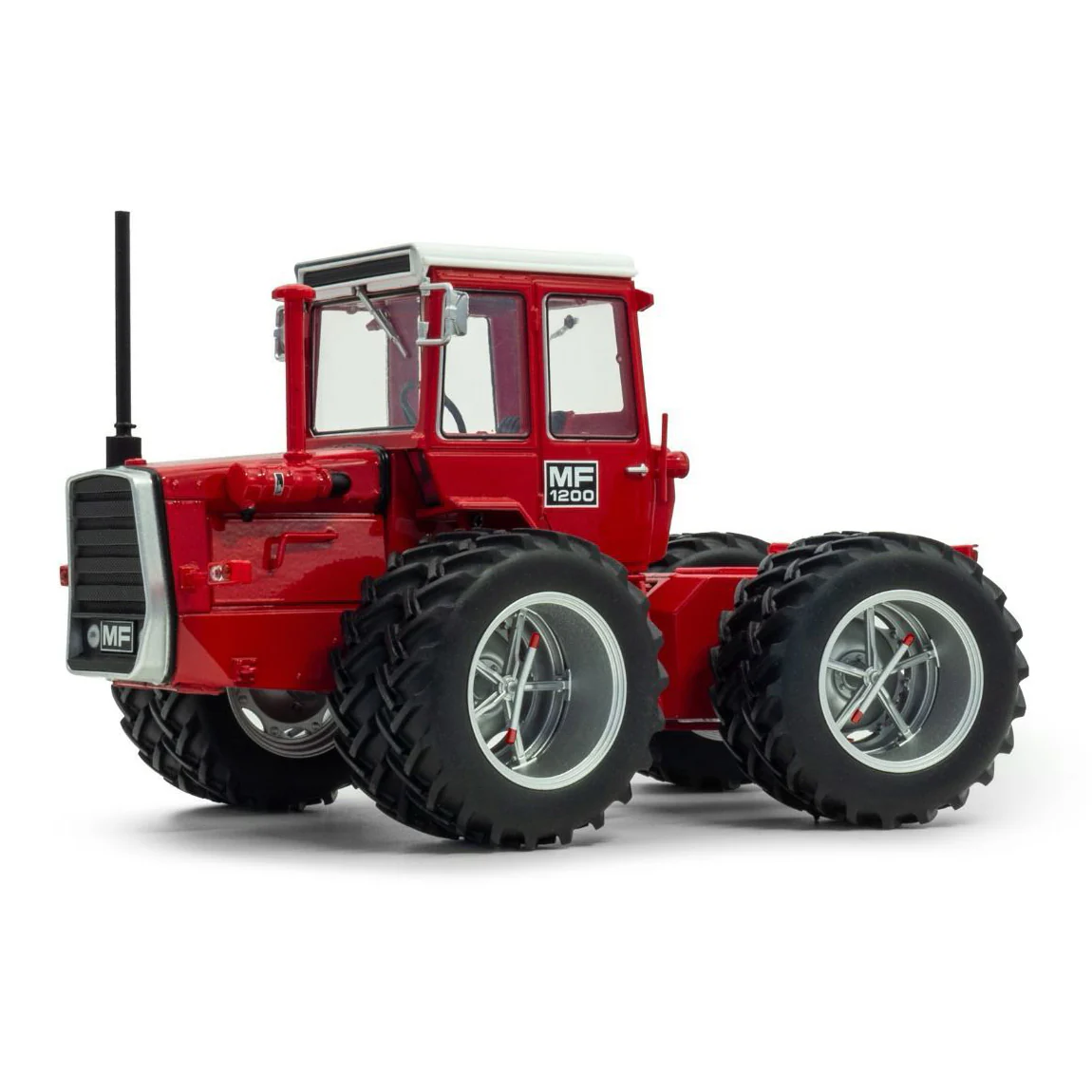 1/32 Massey Ferguson 1200 Tractor with Front & Rear Duals by Universal Hobbies