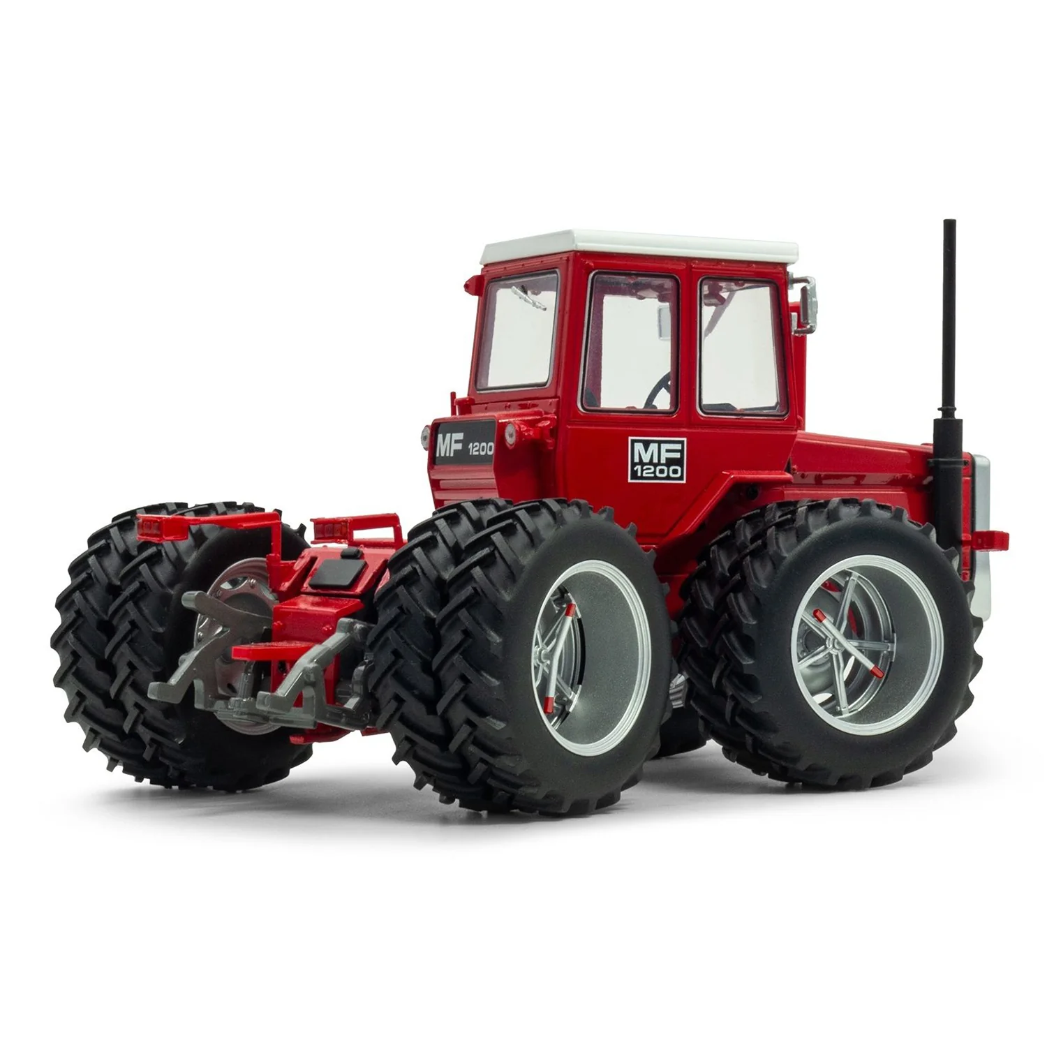 1/32 Massey Ferguson 1200 Tractor with Front & Rear Duals by Universal Hobbies - Image 2