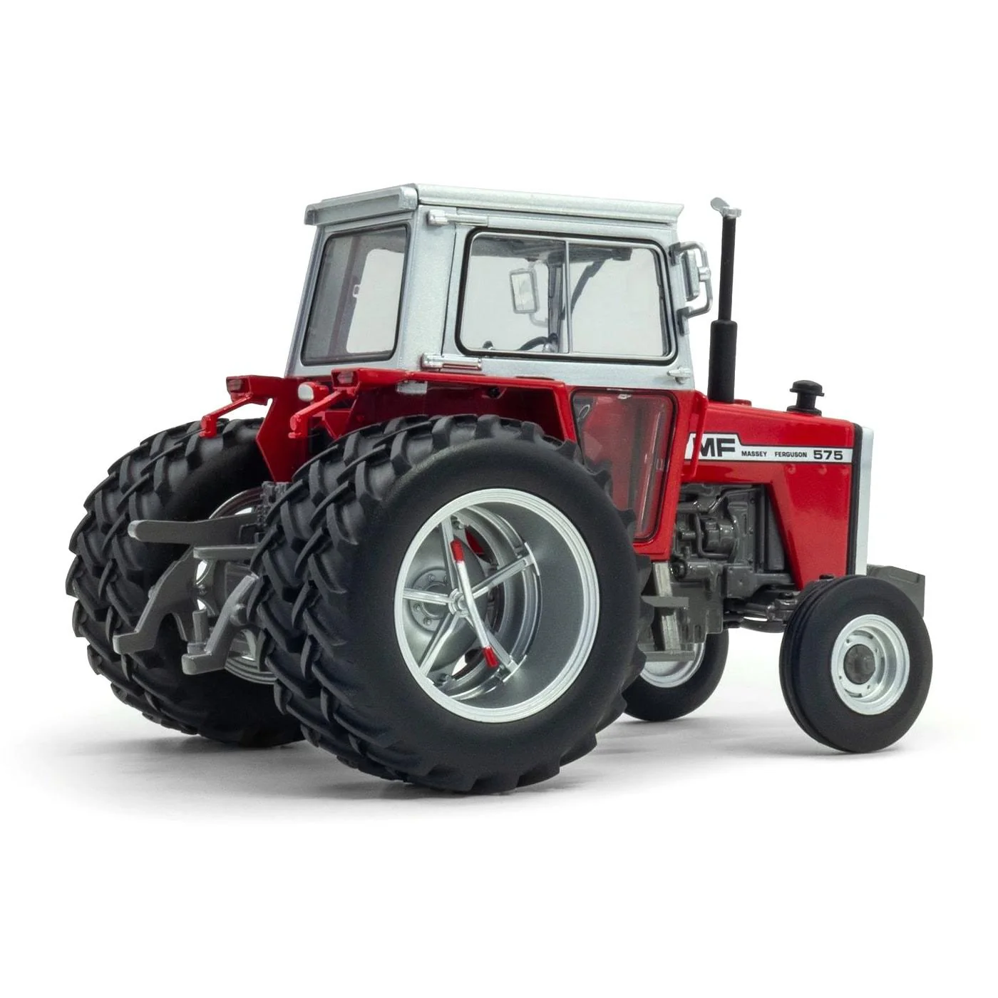 1/32 Massey Ferguson 575 2WD Tractor with Rear Duals - Image 2
