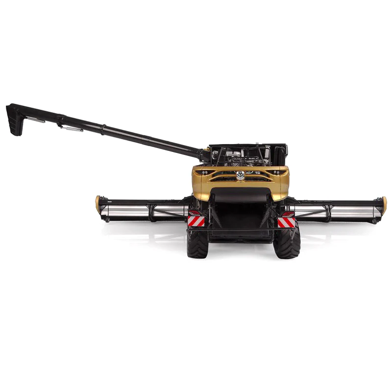 1/32 New Holland CR11 Combine by Universal Hobbies, Gold AGRITECHNICA Show Edition - Image 9