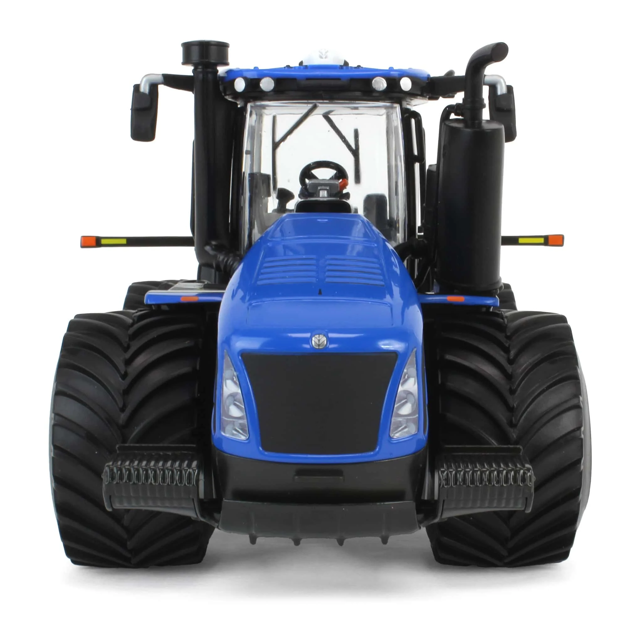1/32 New Holland T9.700 Tractor with LSW Tires, ERTL Prestige Collection - Image 6