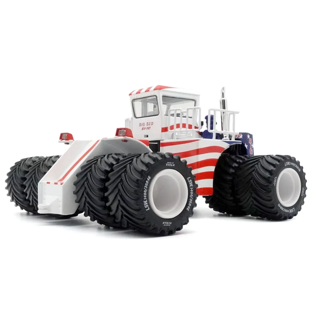 1/32 Patriotic Big Bud 16V-747 4WD Tractor with Titan LSW Tires by First Gear - Image 3