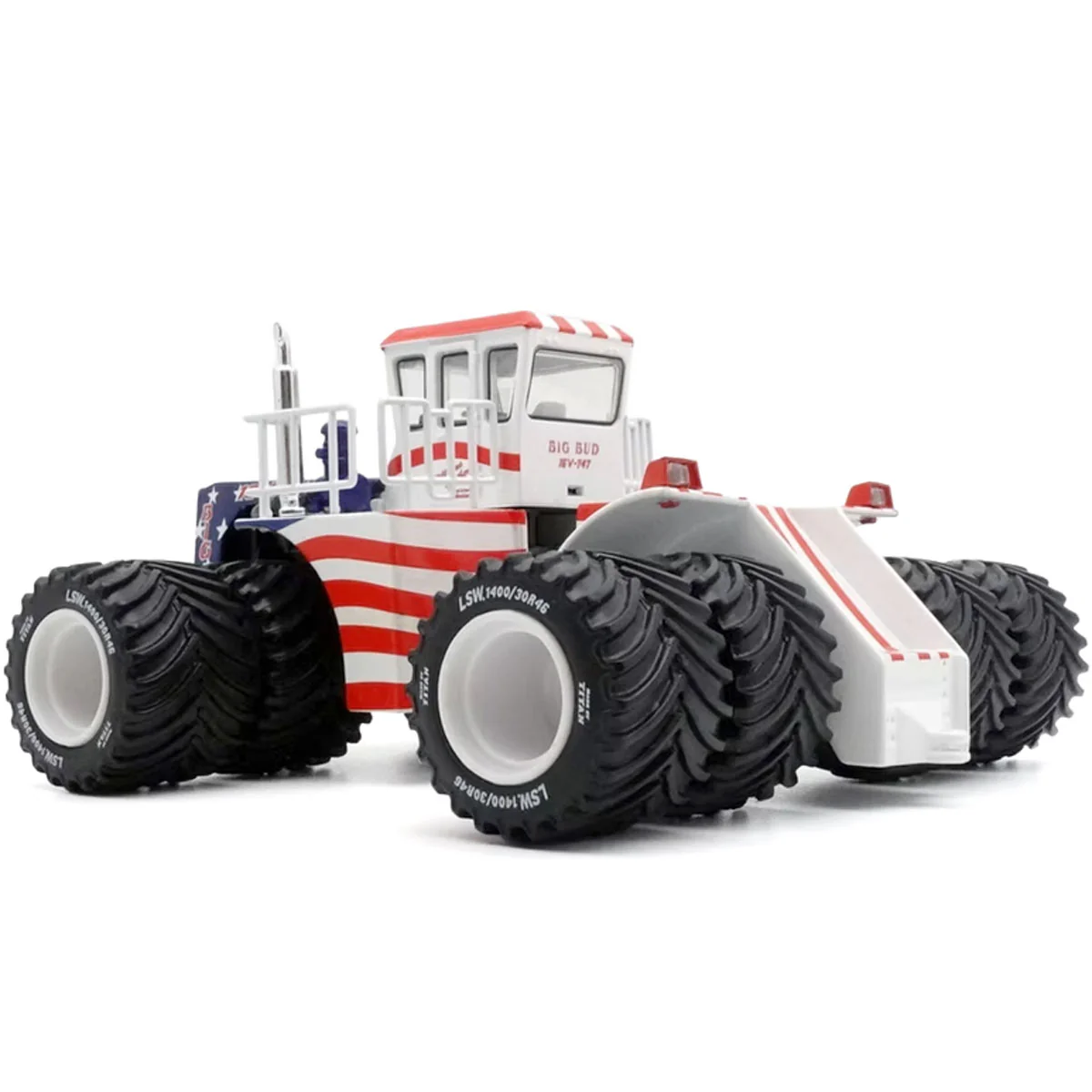 1/32 Patriotic Big Bud 16V-747 4WD Tractor with Titan LSW Tires by First Gear - Image 4