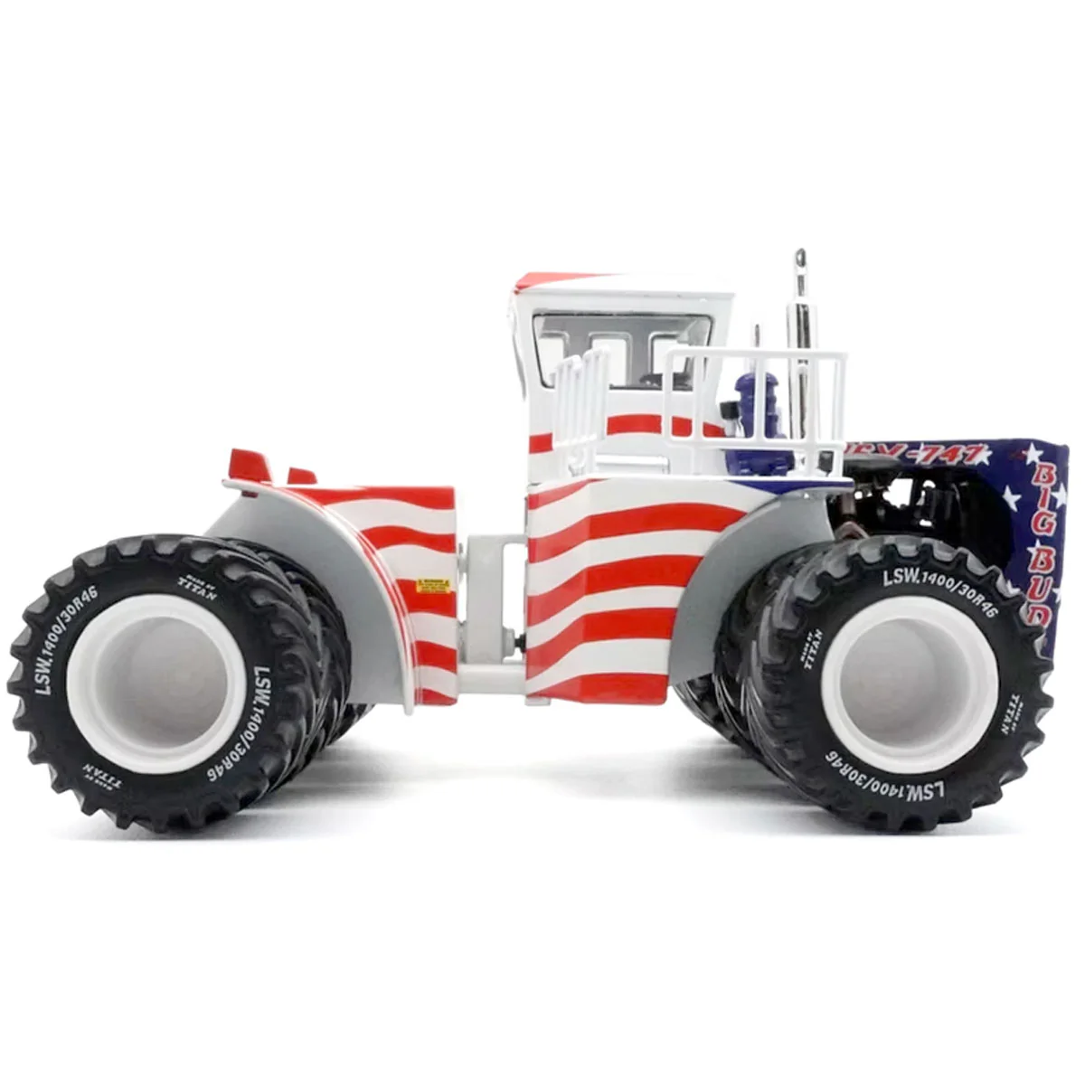 1/32 Patriotic Big Bud 16V-747 4WD Tractor with Titan LSW Tires by First Gear - Image 8