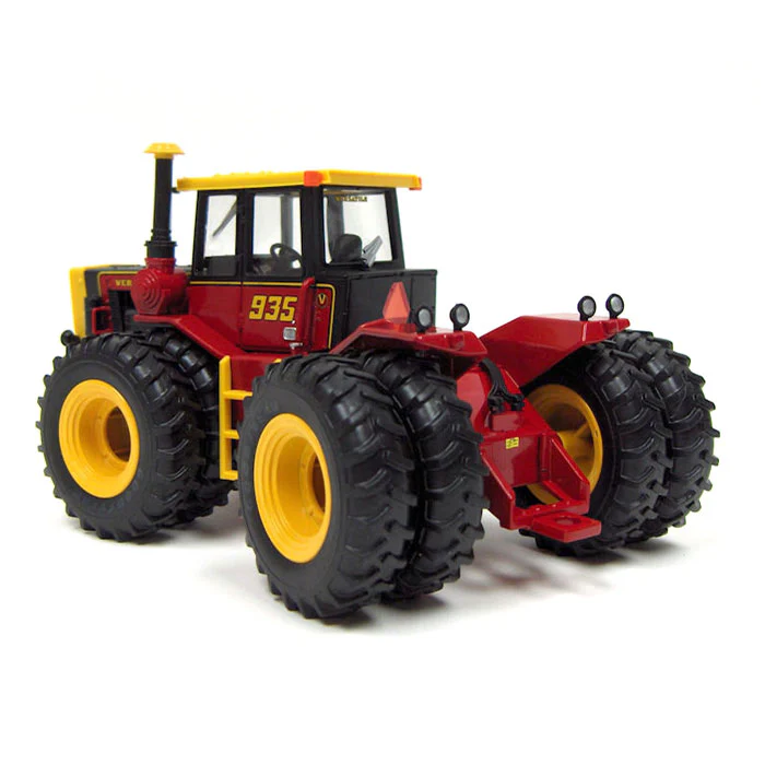 1/32 Versatile 935 Tractor with Duals, 2011 National Farm Toy Show by ERTL - Image 6