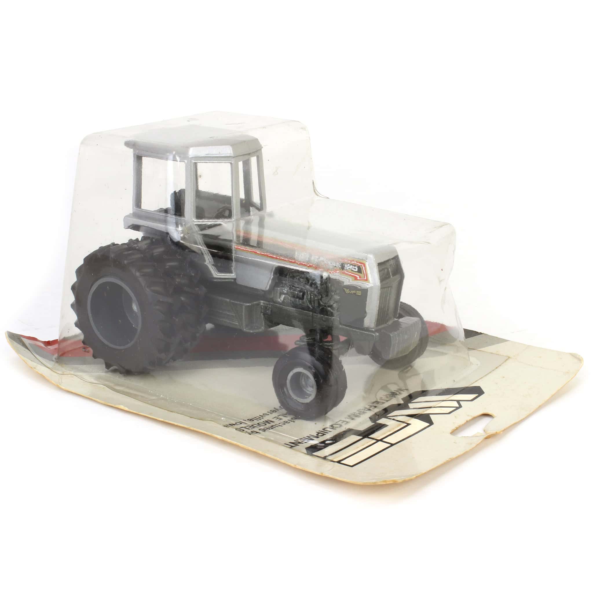 1/32 White Field Boss 185 Tractor with Duals, 1st Edition, Made in the USA by Scale Models
