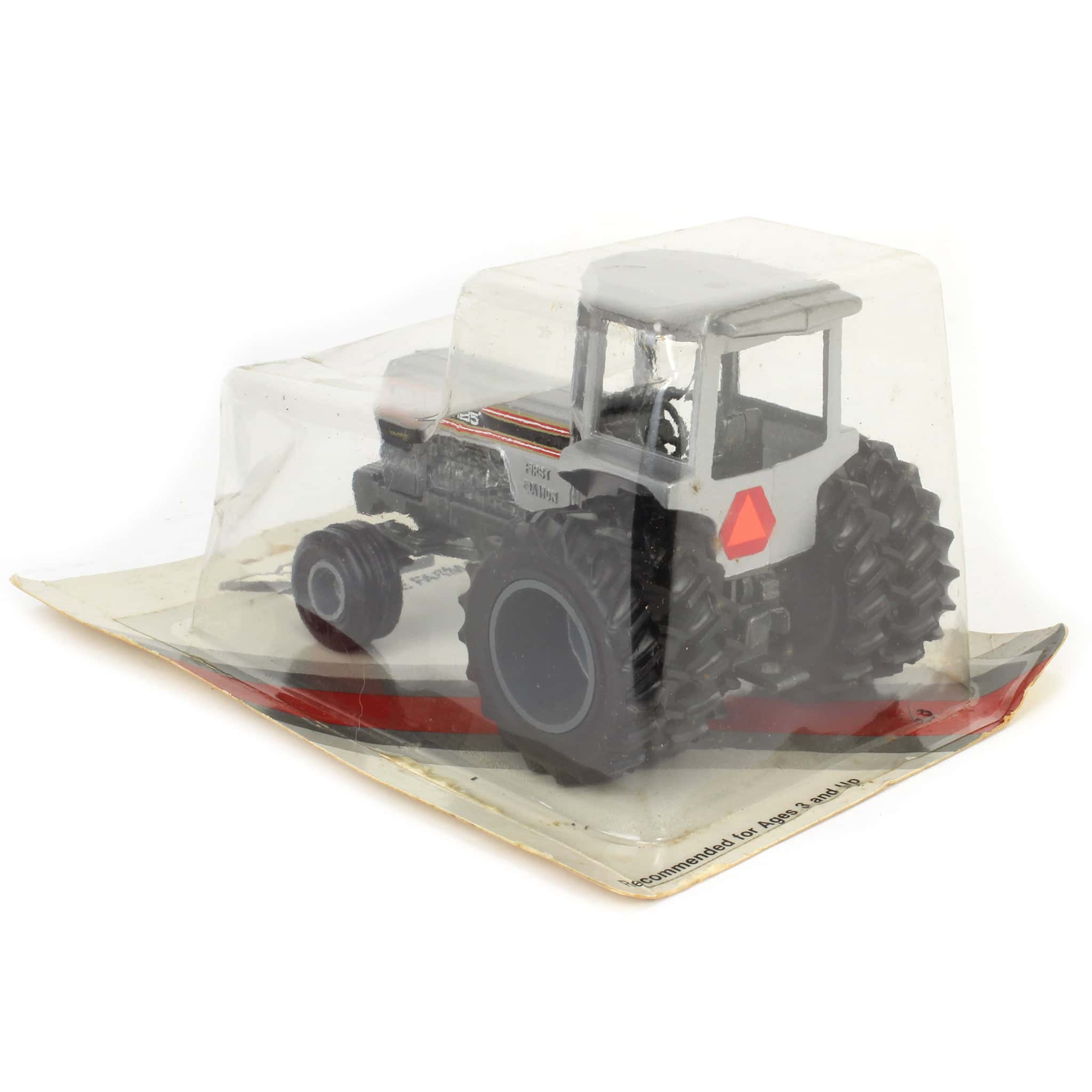 1/32 White Field Boss 185 Tractor with Duals, 1st Edition, Made in the USA by Scale Models - Image 2
