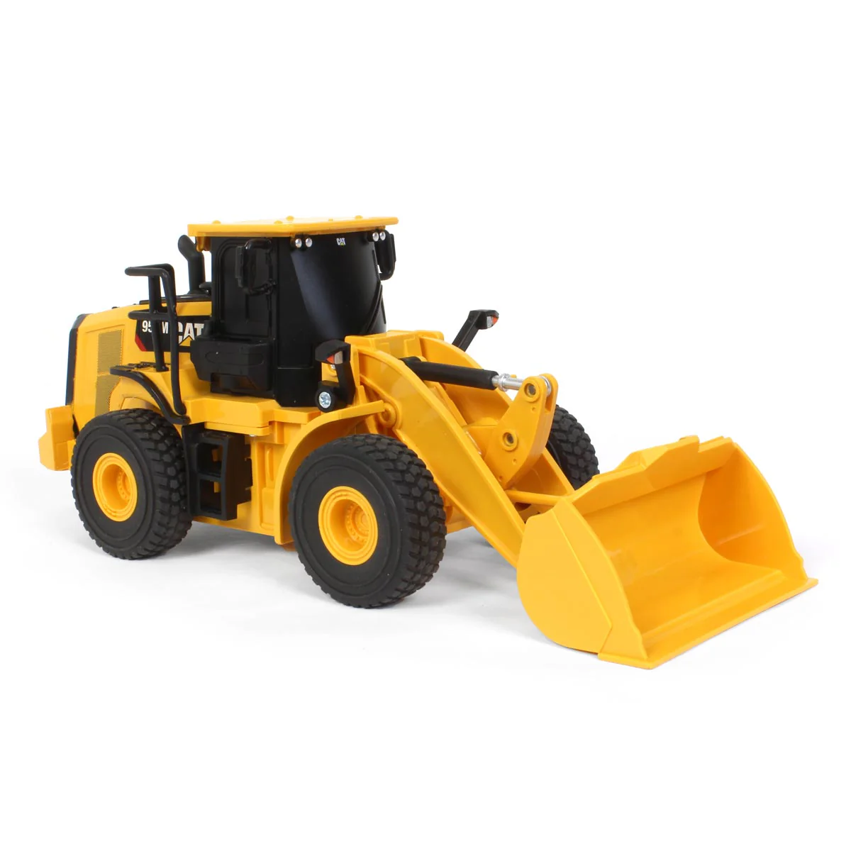 1/35 Radio Control CAT 950M Wheel Loader, Made of Durable Plastic - Image 3