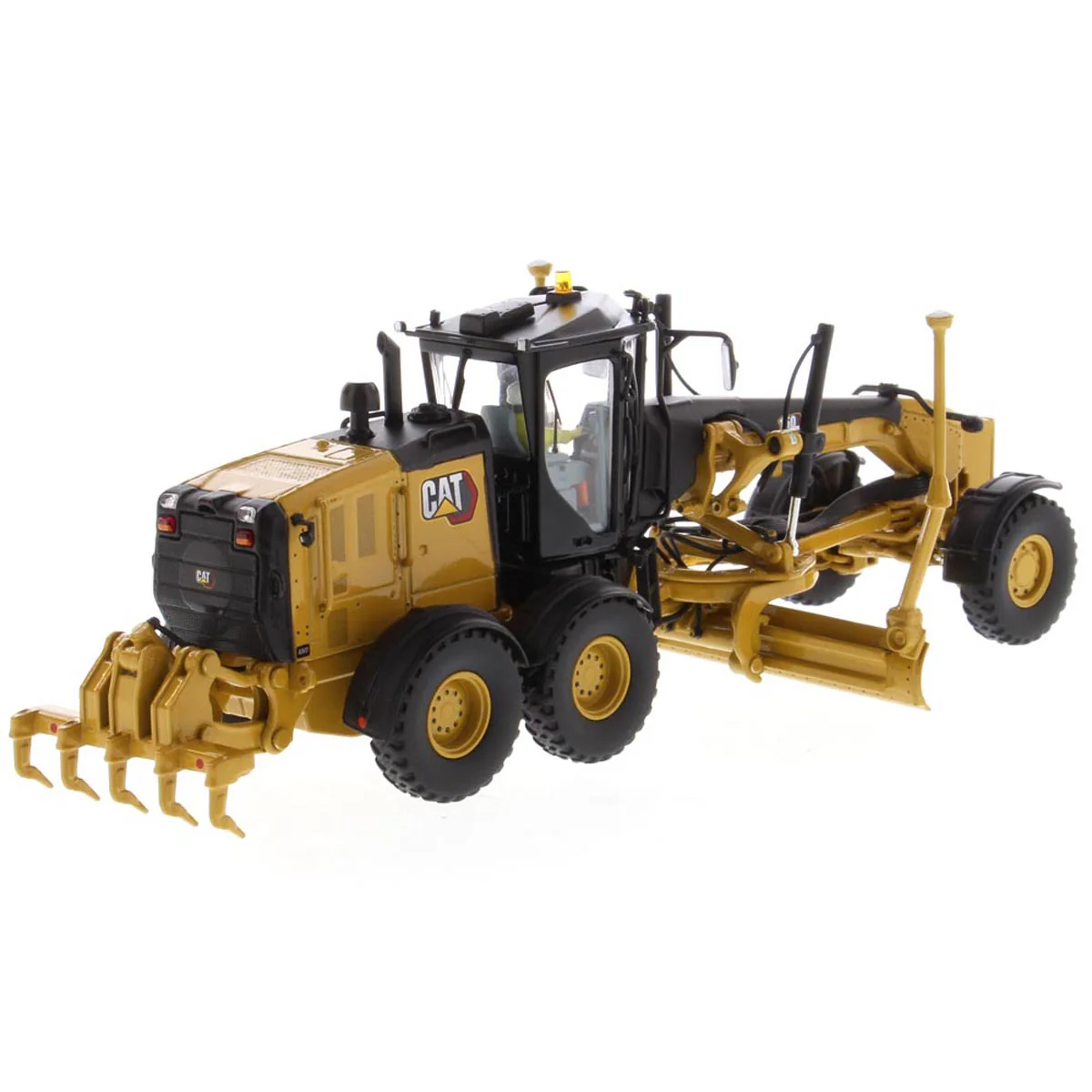 1/50 Caterpillar 150 Motor Grader, Diecast Masters High Line Series - Image 3