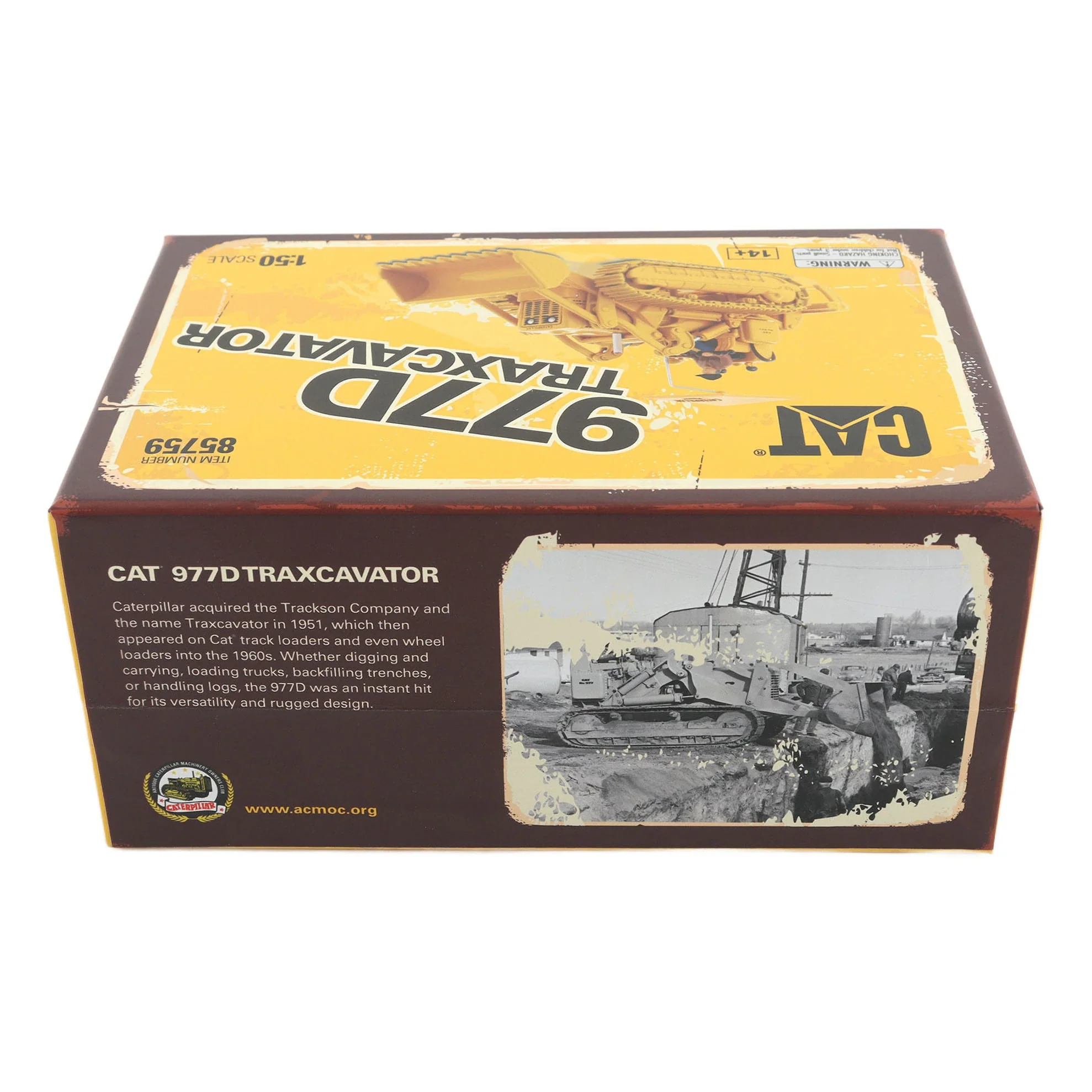 1/50 CAT 977D Traxcavator with Operator by Diecast Masters - Image 13