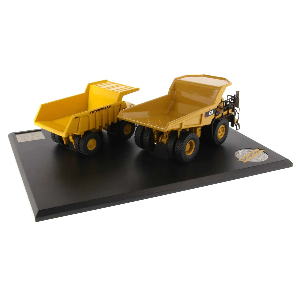 1/50 Caterpillar 769 & 770 Off Highway Truck Set, Diecast Masters Evolution Series - Image 4