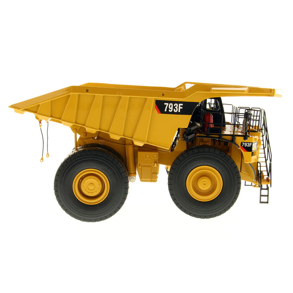 1/50 CAT 793F Mining Truck by Diecast Masters - Image 5