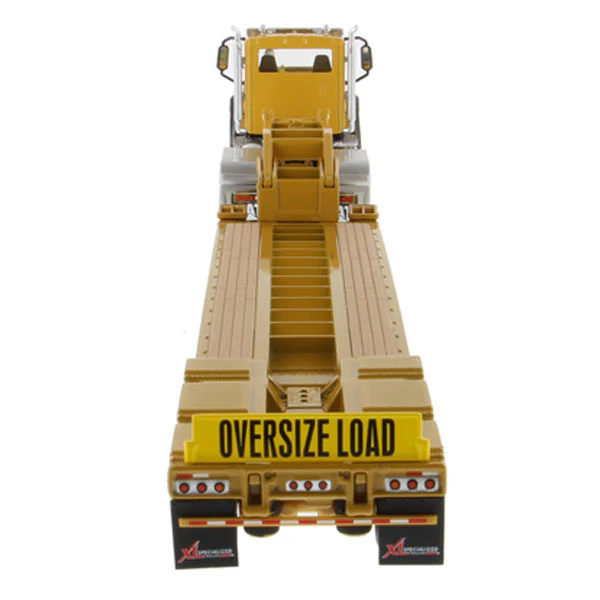 1/50 Caterpillar CT660 Highway Truck with Lowboy Trailer - Image 5