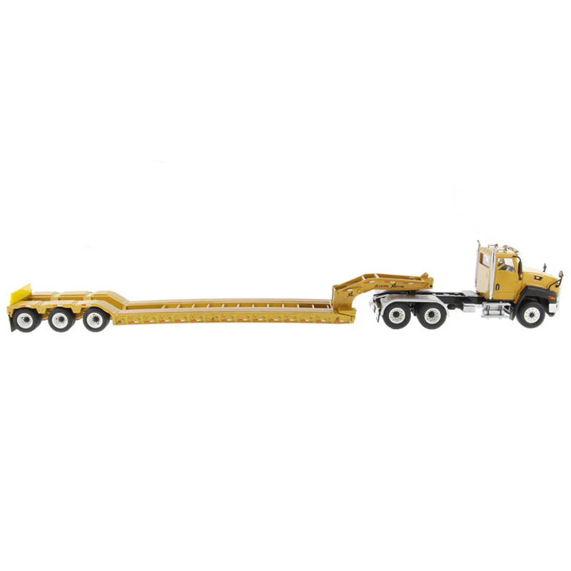 1/50 Caterpillar CT660 Highway Truck with Lowboy Trailer - Image 6