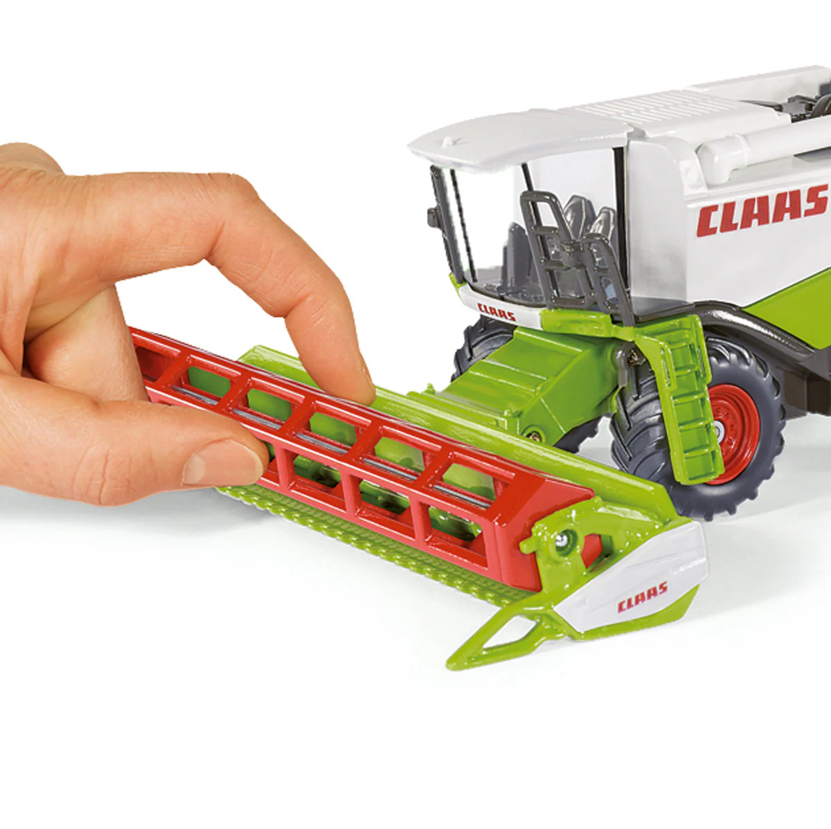 1/50 Claas Lexion 600 Combine Harvester with Grain Head - Image 5
