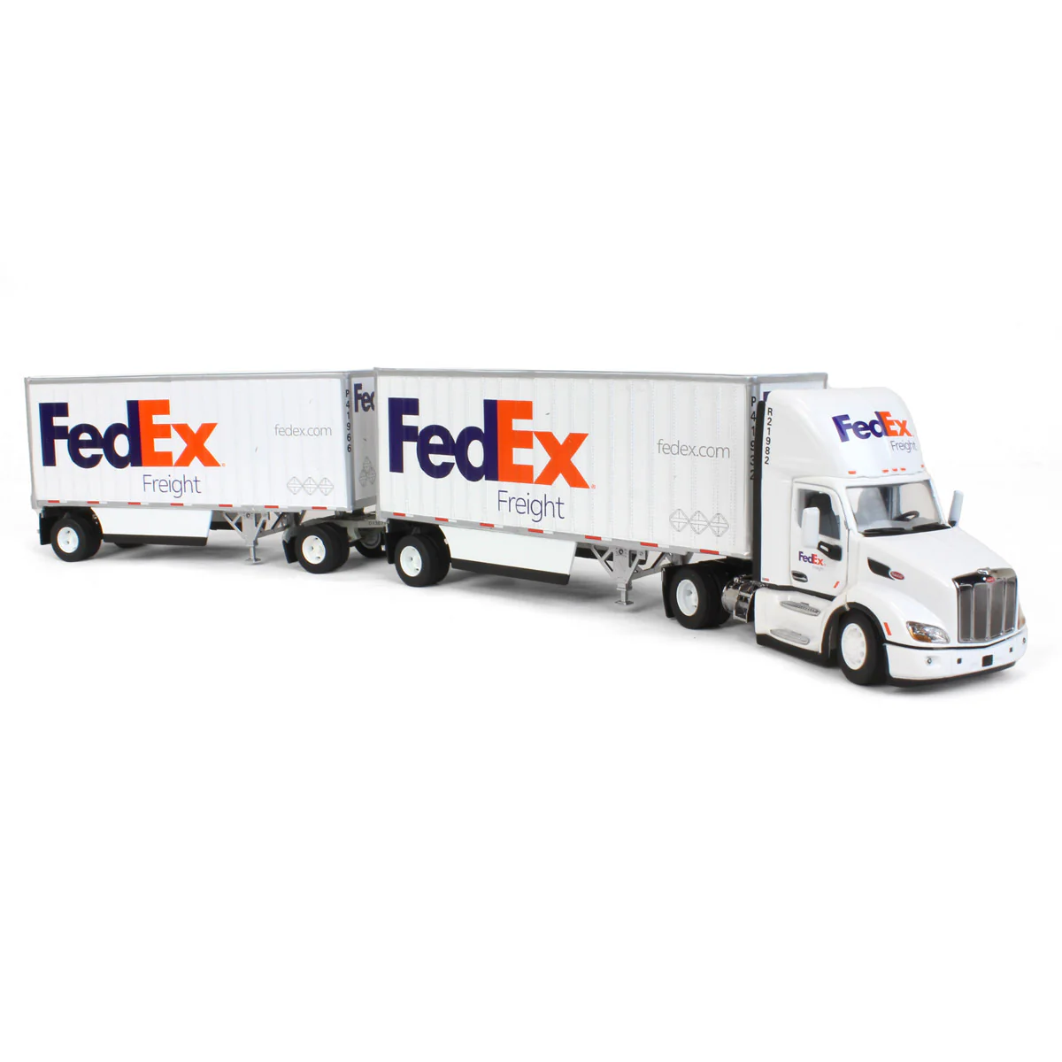 1/50 FedEx Peterbilt 579 Single-Axle Semi Truck with Day Cab & 2 Wabash 28ft Pup Trailers by Diecast Masters - Image 2