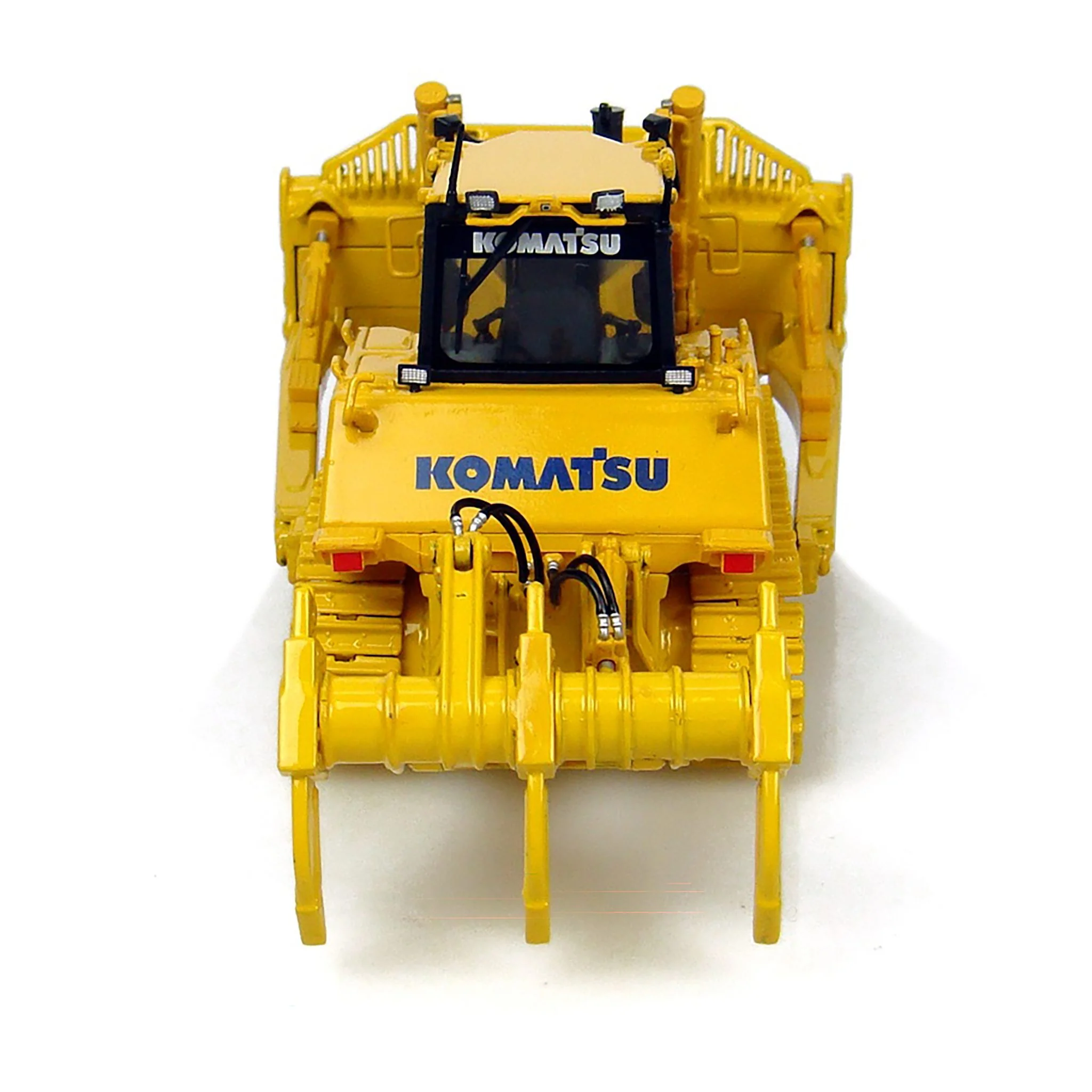 1/50 Komatsu D155AX-7 Dozer with Front Blade & Rear Ripper by Universal Hobbies - Image 5