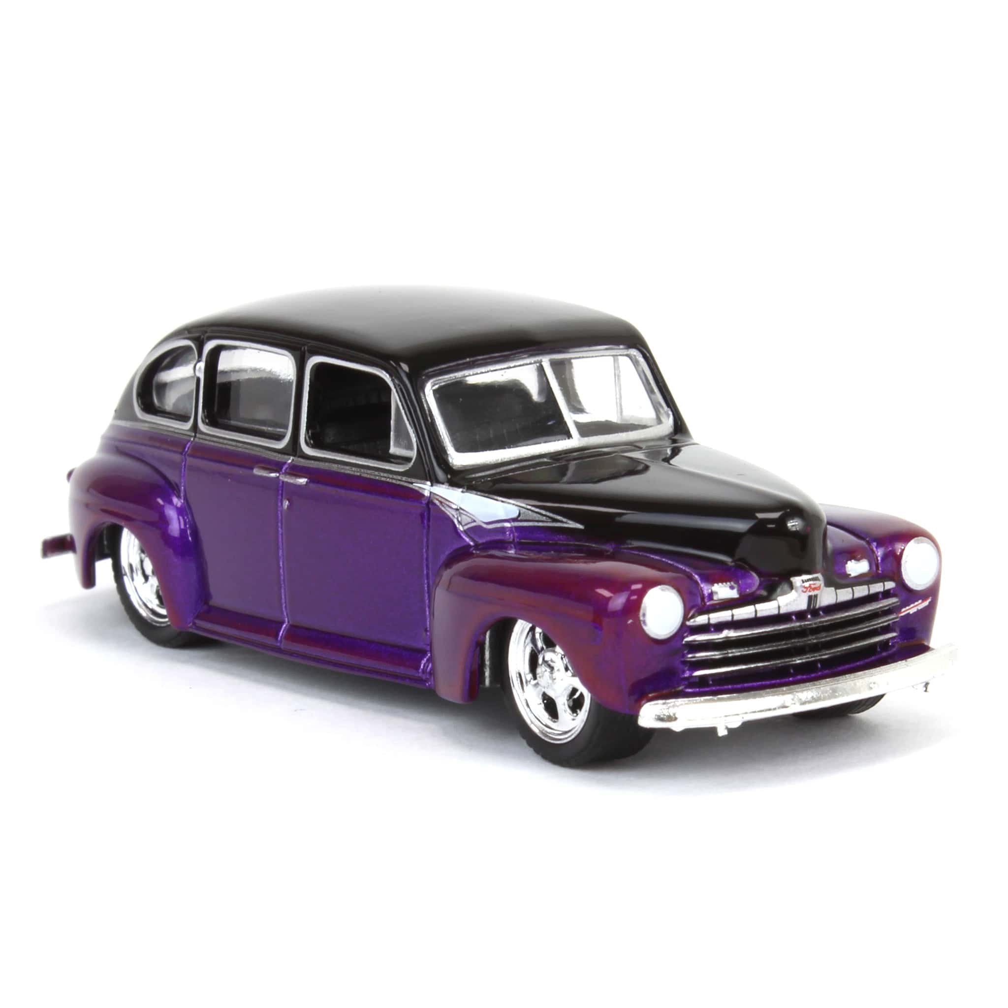 1/64 1946 Ford Fordor Super Deluxe, Dark Purple Metallic & Black Two-Tone, California Lowriders Series 6 - Image 2