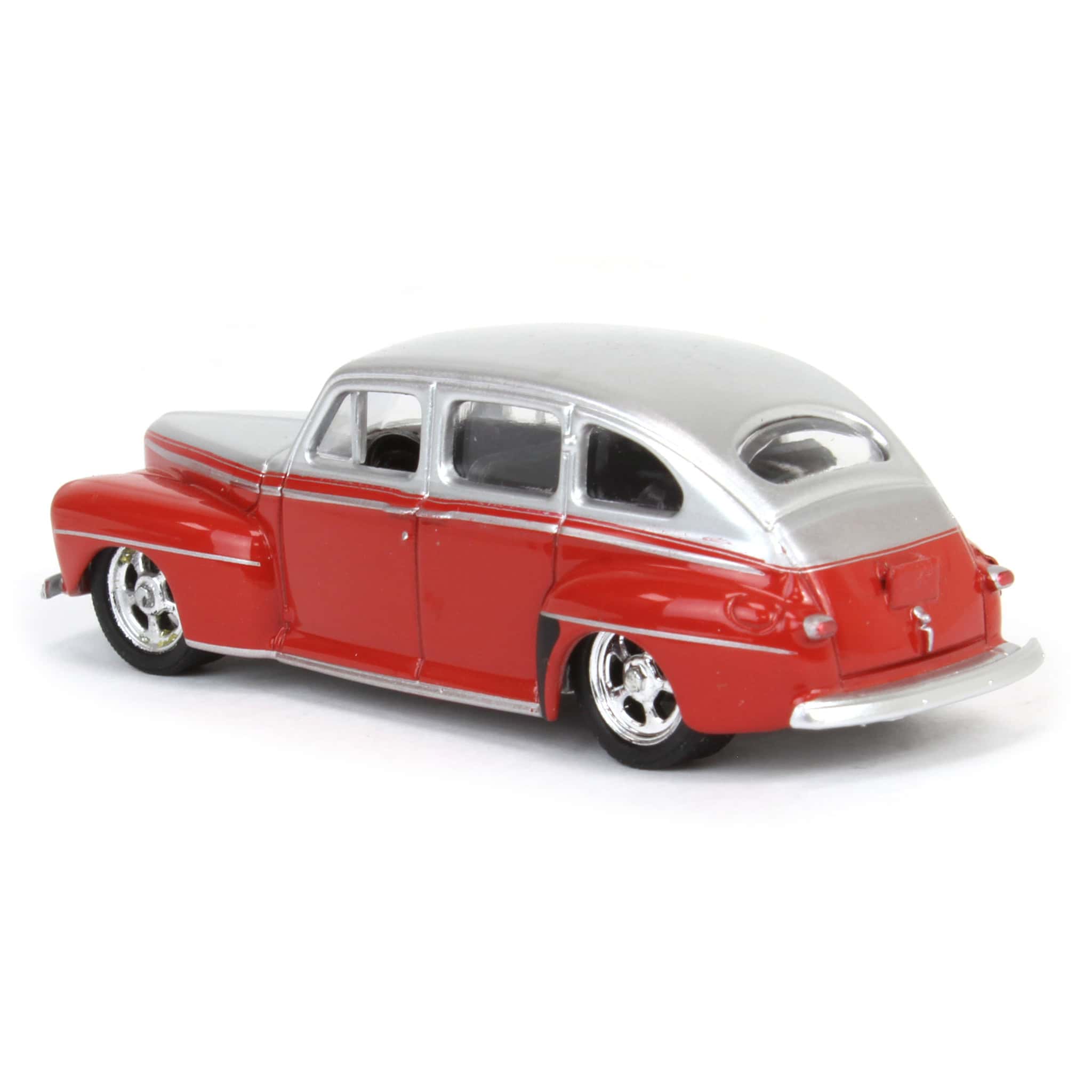 1/64 1947 Ford Fordor Super Deluxe, Silver Metallic & Red Two-Tone, California Lowriders Series 4 - Image 4