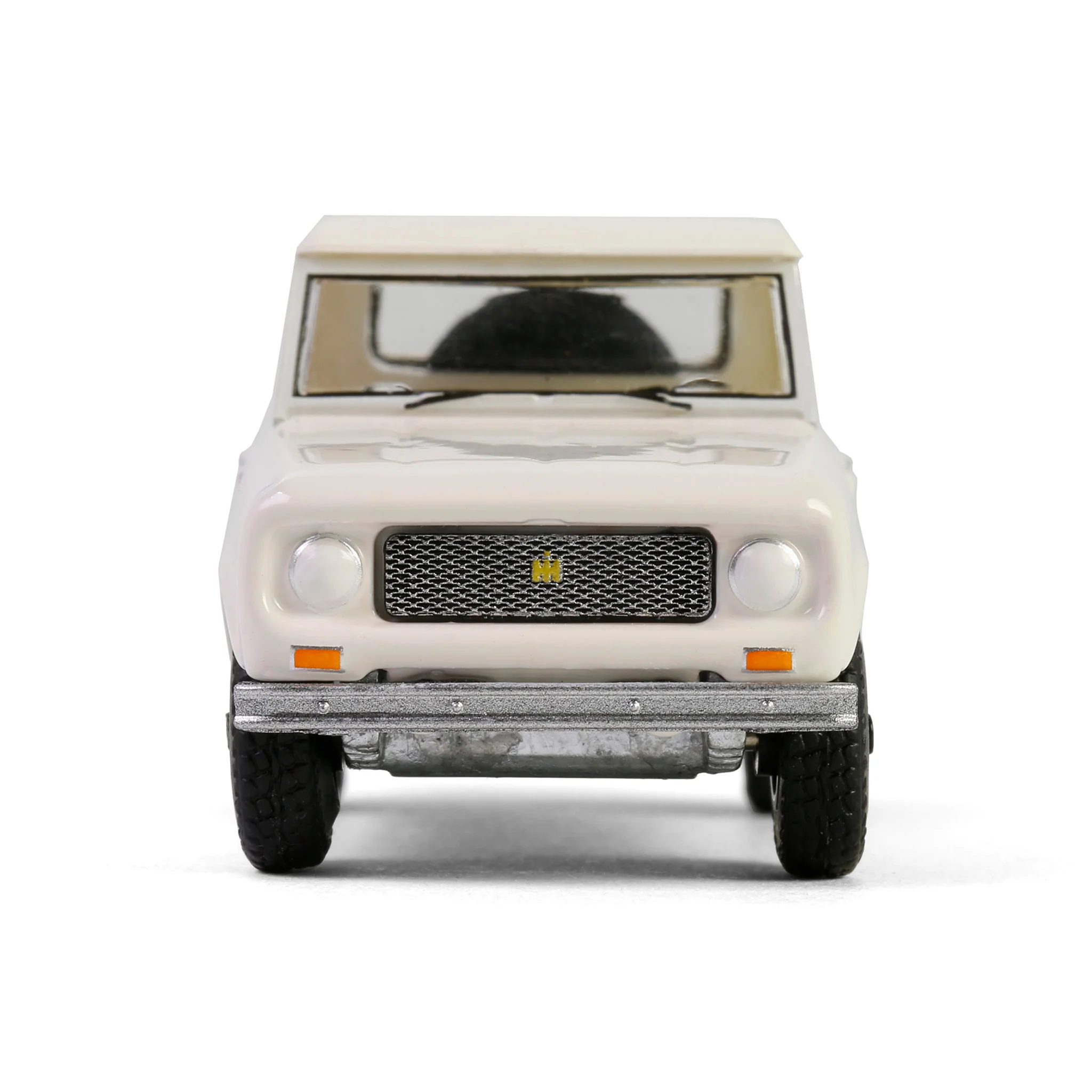 1/64 1964 Harvester Scout Half Cab, California Highway Patrol, Hot Pursuit Series 46 - Image 7