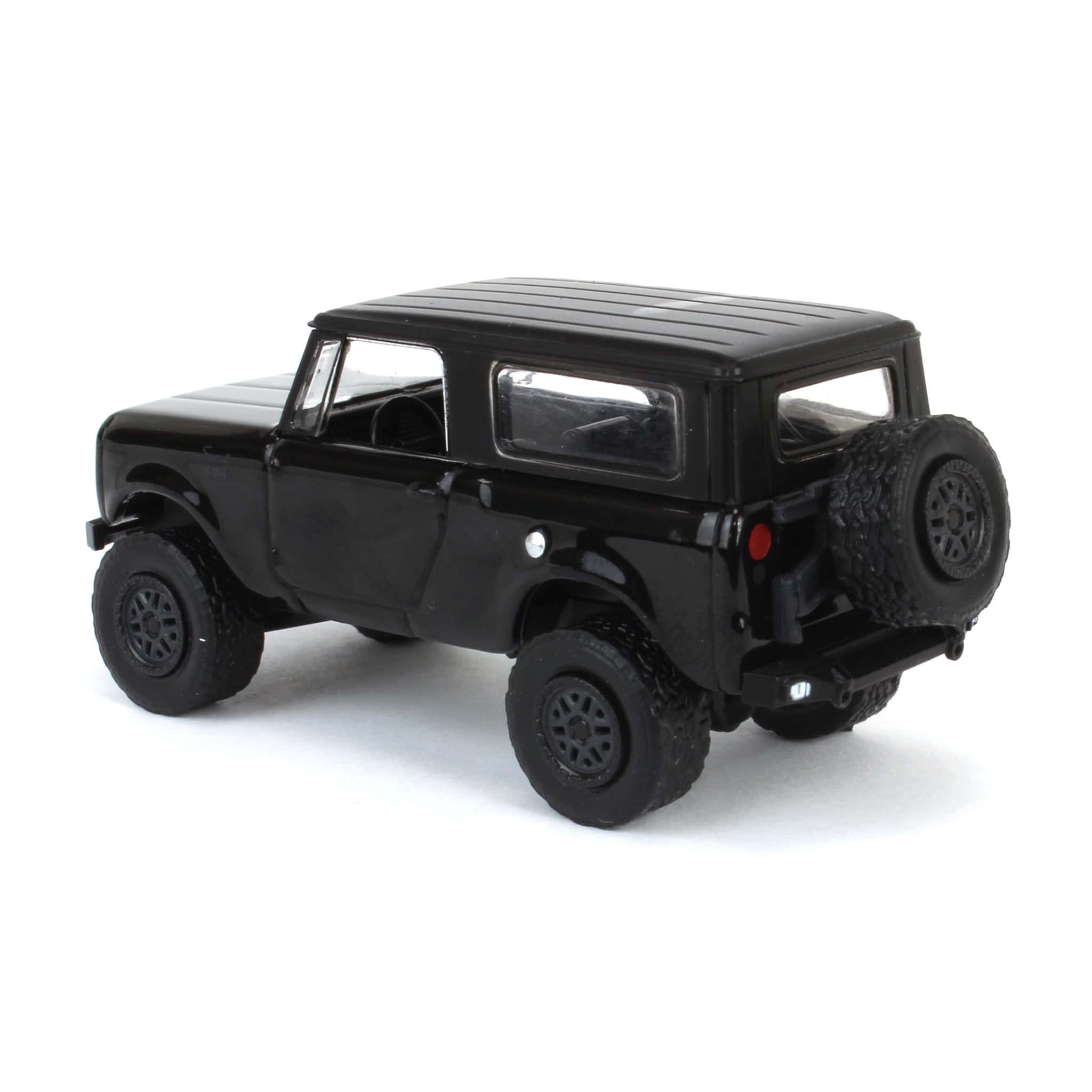 1/64 1969 Harvester Scout Lifted Truck, GreenLight Collectibles Black Bandit Series 29 - Image 4