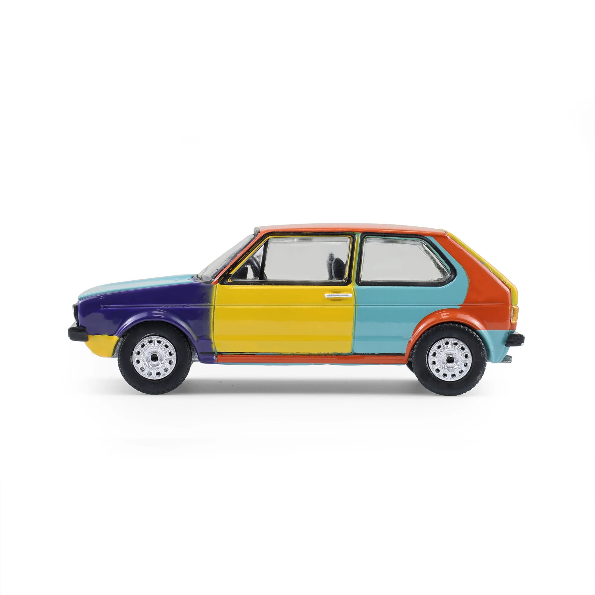 1/64 1975 Volkswagen Rabbit Harlequin Tribute, Club Vee-Dub Series 21 - Image 5