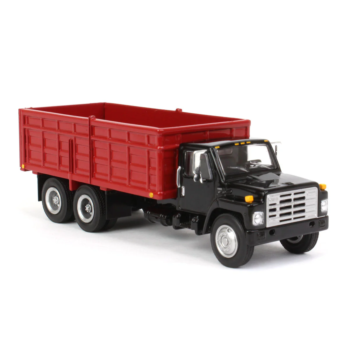 1/64 1980s International Grain Truck with Tandem Axle & Black Cab by SpecCast - Image 2