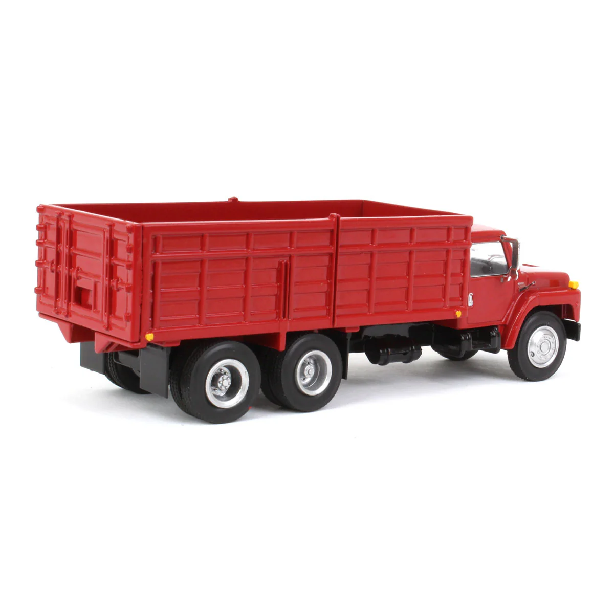 1/64 1980s International Grain Truck with Tandem Axle & Red Cab by SpecCast - Image 3