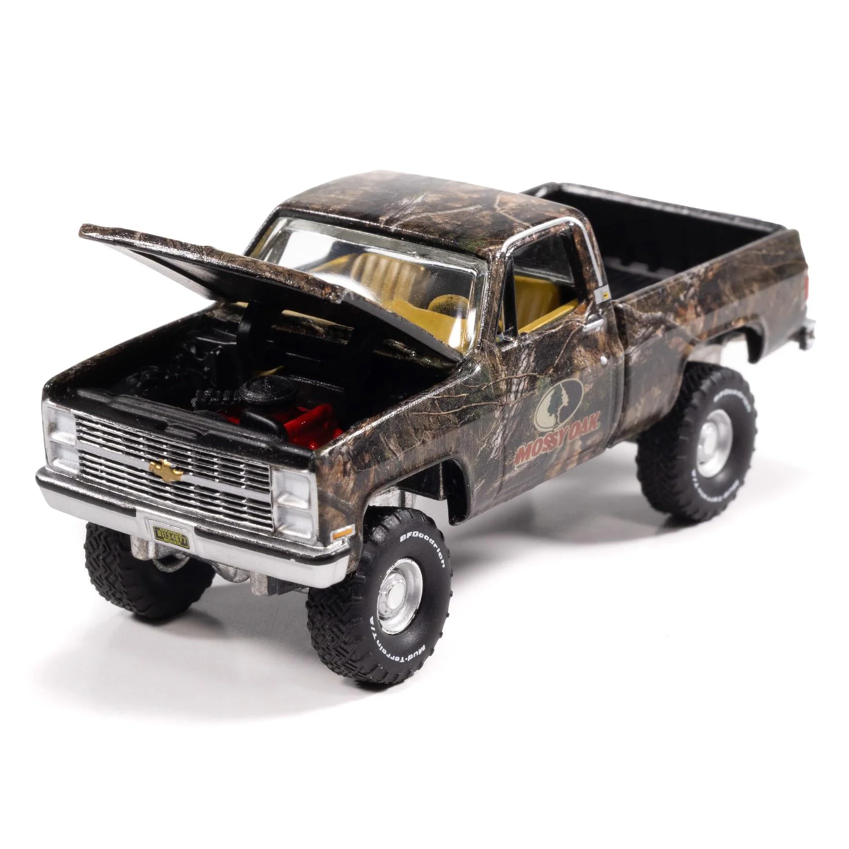 1/64 1983 Chevy Silverado Lifted Pickup Truck with Mossy Oak Accent by Big Country - Image 2
