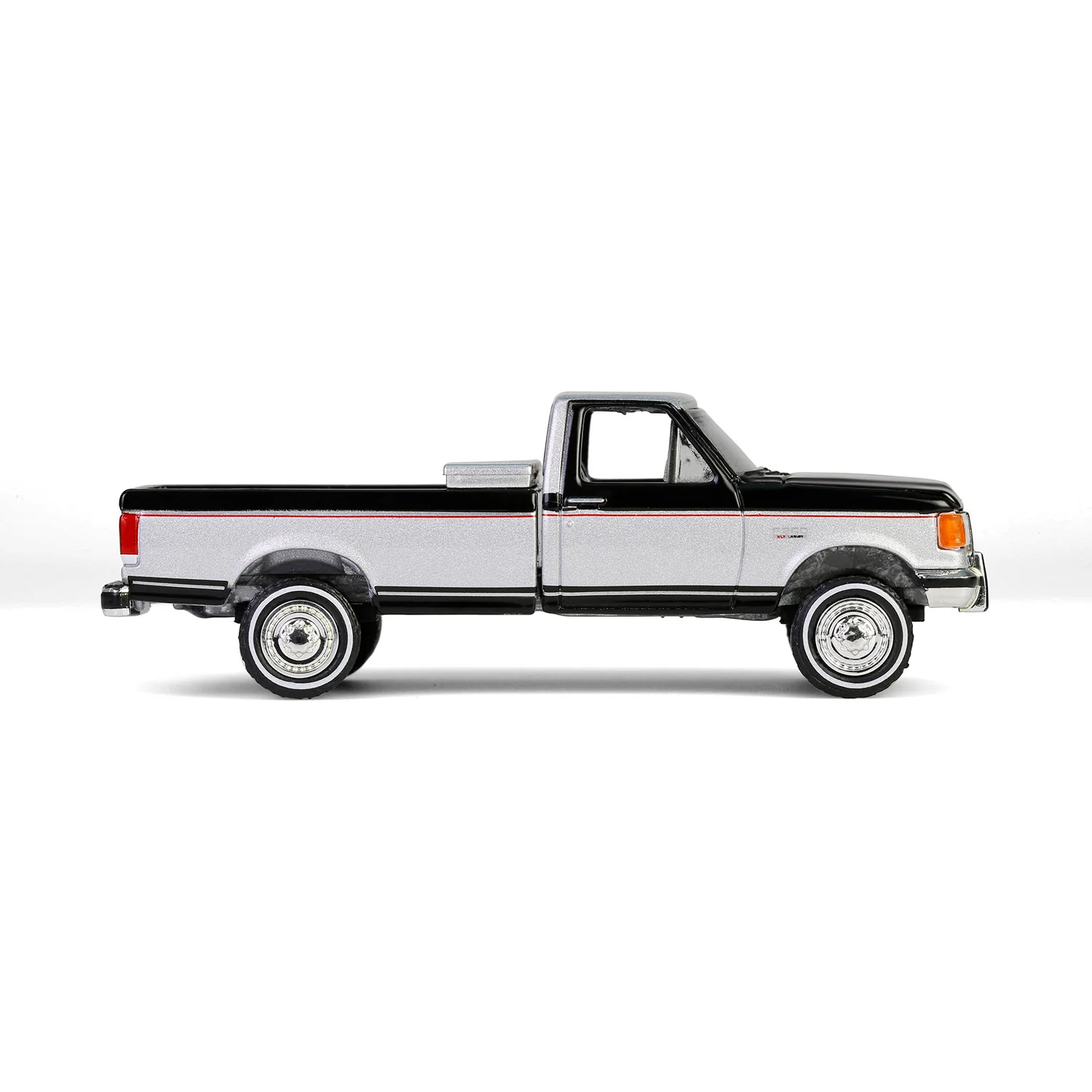 1/64 1990 Ford F-250 with Toolbox, Raven Black & Medium Silver Metallic Combination Two-Tone, Down on the Farm Series 10 - Image 7