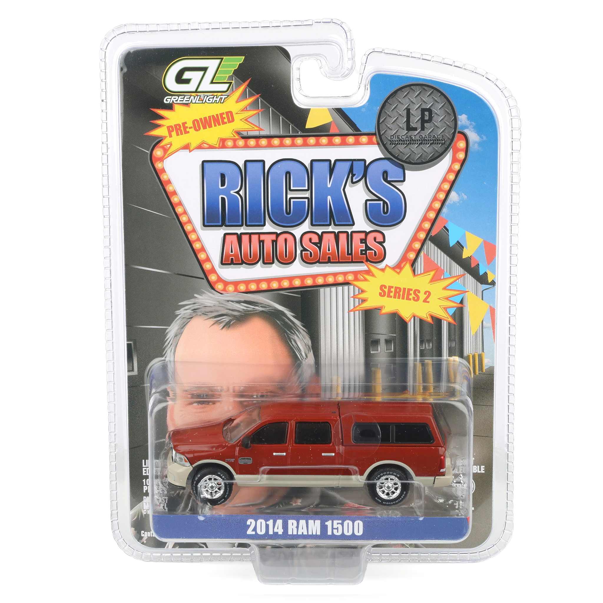 1/64 2015 Ram 1500 Longhorn Pickup Truck with Cap, Red & Gold, Rick's Auto Sales Series 2 by GreenLight Collectibles - Image 6
