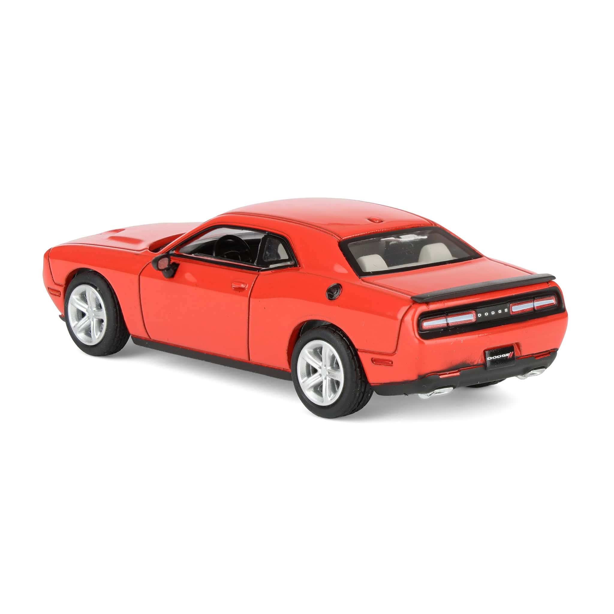 1/64 2016 Dodge Challenger RT, Torred, GreenLight Muscle Series 30 - Image 4
