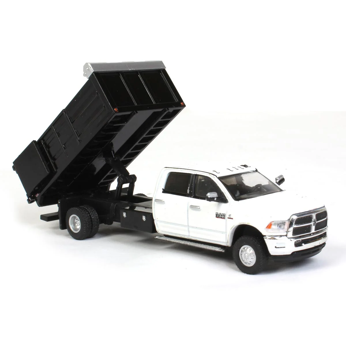 1/64 2018 Ram 3500 Dually Landscaper Dump Truck Bright White by Greenlight Collectibles - Image 2