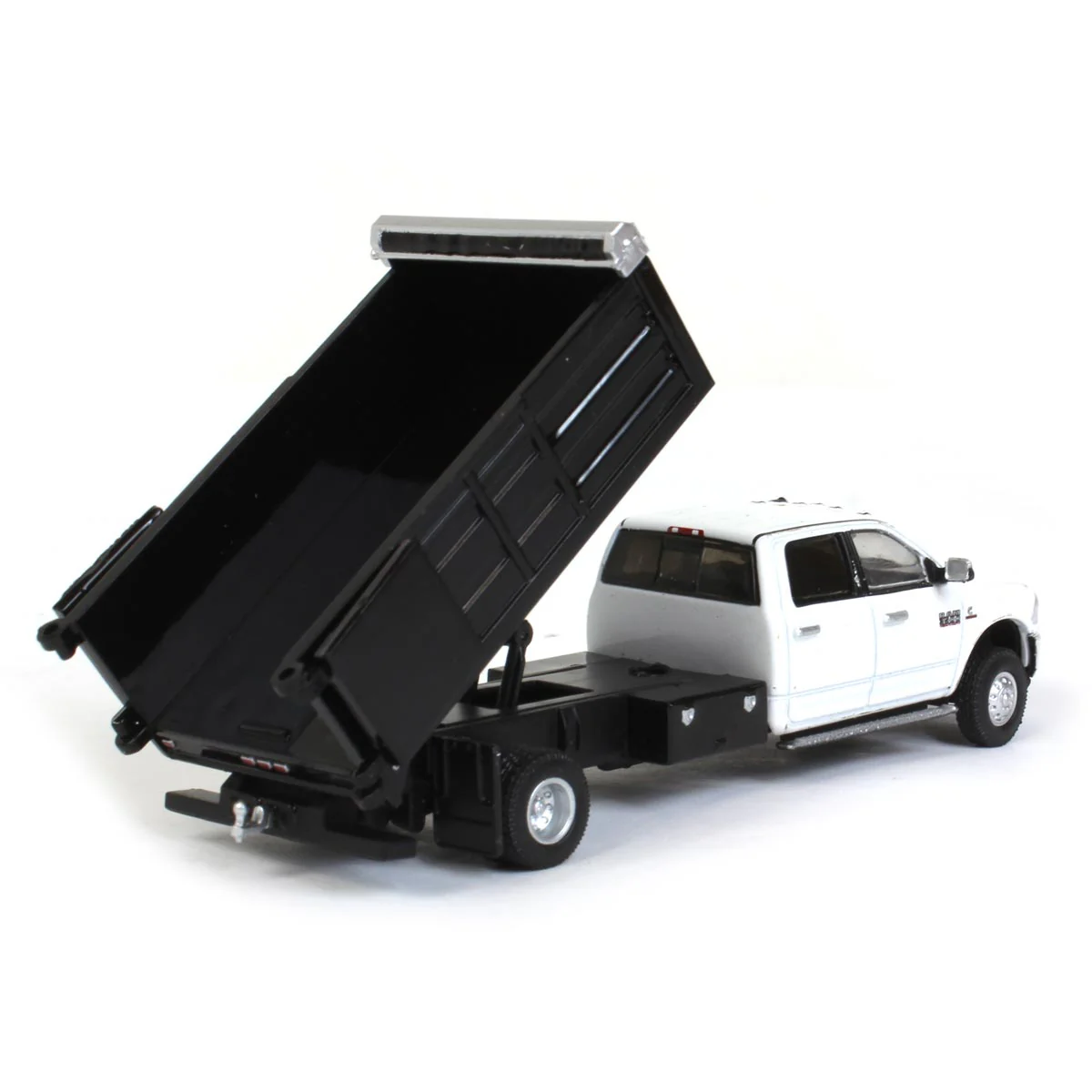 1/64 2018 Ram 3500 Dually Landscaper Dump Truck Bright White by Greenlight Collectibles - Image 3